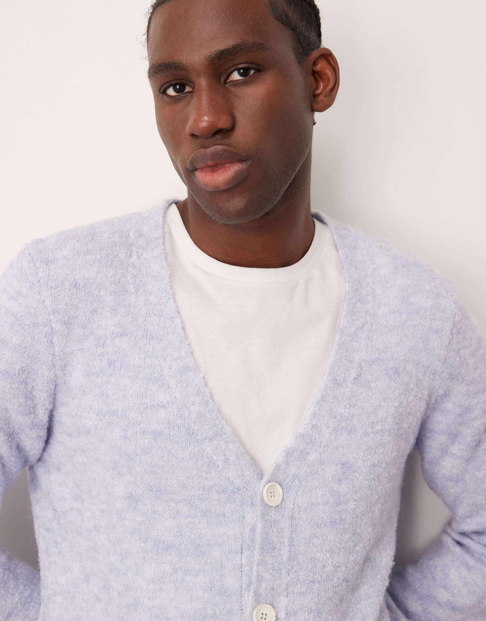 Вязаный легкий кардиган ASOS DESIGN из букле с фактурой синего цвета 3690₽