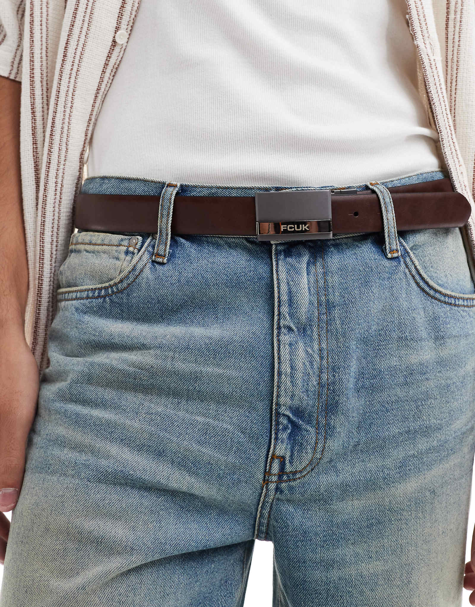 Кожаный реверсивный ремень French Connection с логотипом FCUK черного и коричневого цветов 2190₽