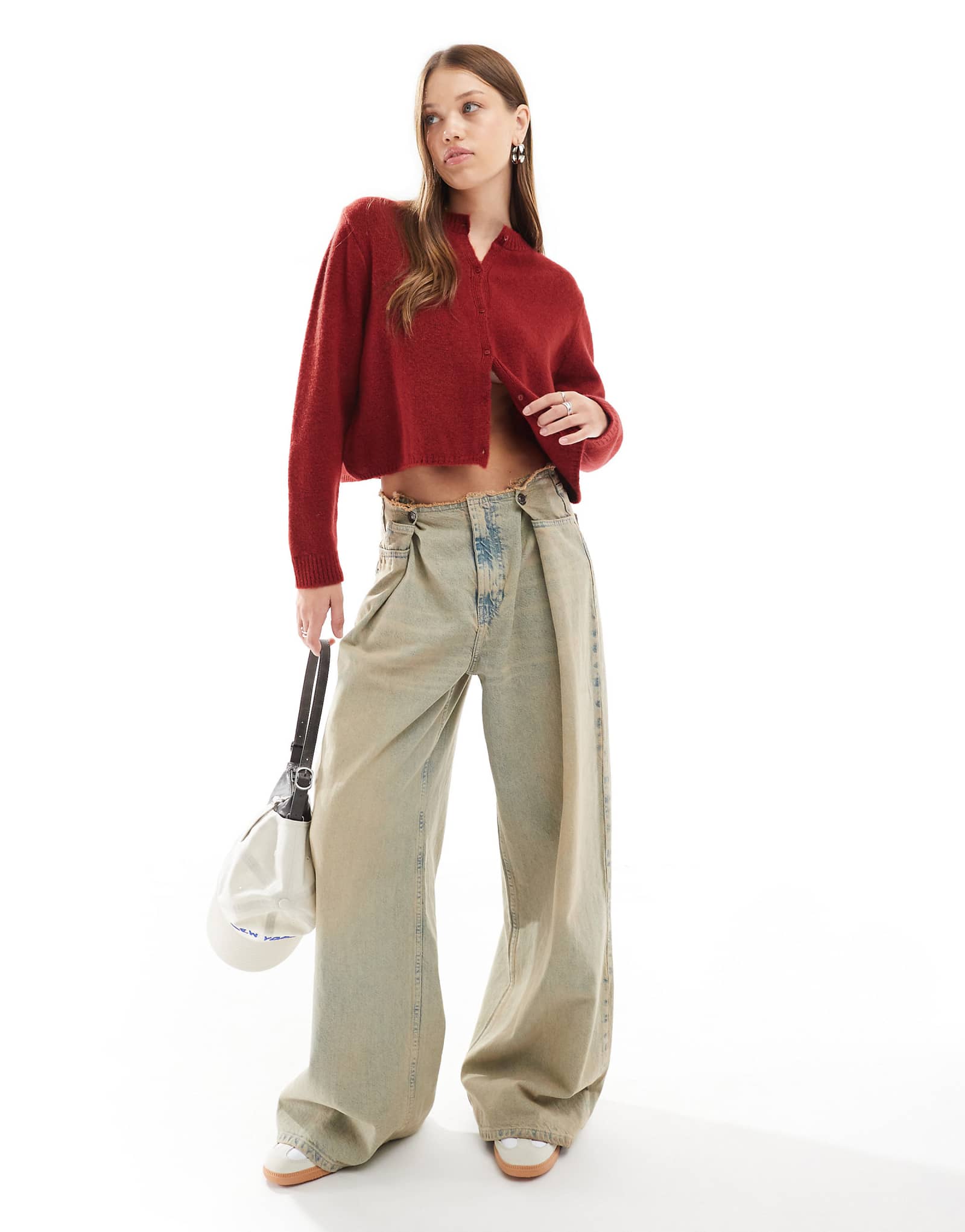 Кардиган из пушистой вязки ASOS DESIGN красного цвета 6590₽