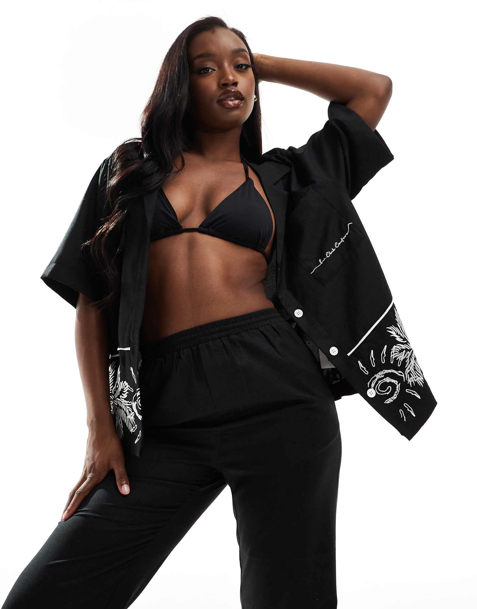 Черная рубашка с вышивкой в виде ладони Couture Club - часть комплекта 11690₽