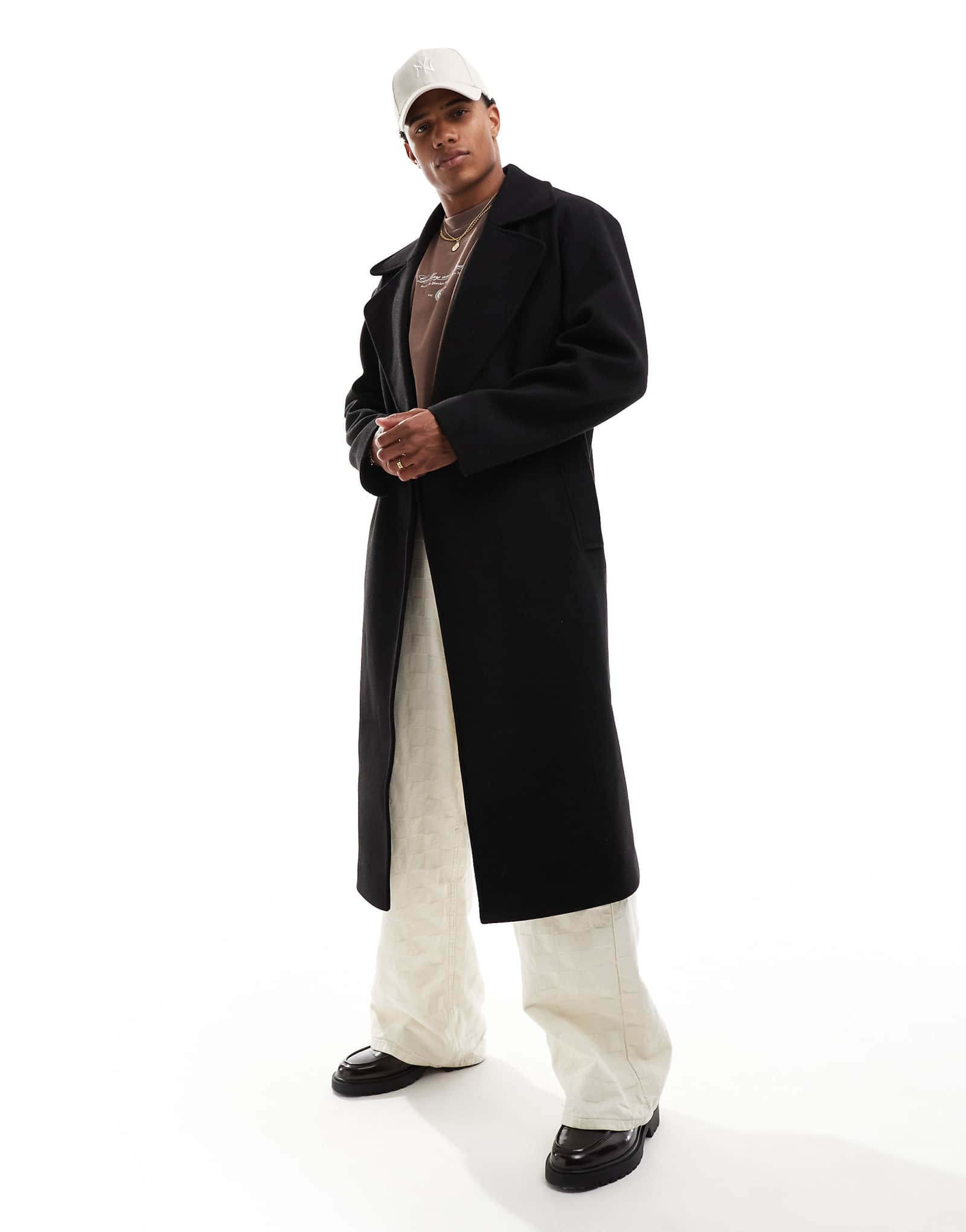 ДИЗАЙНЕРСКОЕ шерстяное пальто оверсайз от ASOS черного цвета 15990₽