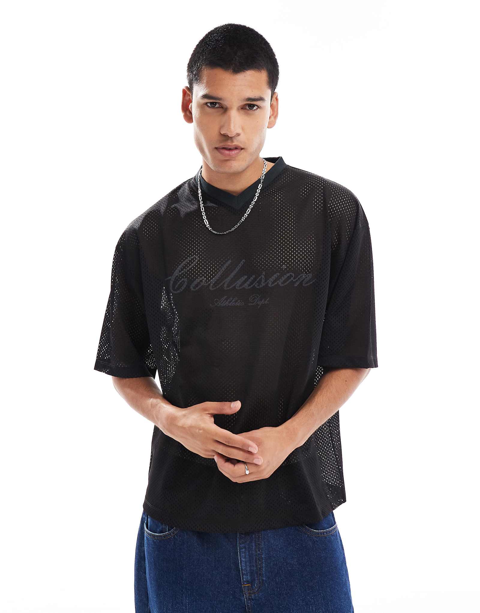 Квадратная футбольная футболка COLLUSION черного цвета 3490₽