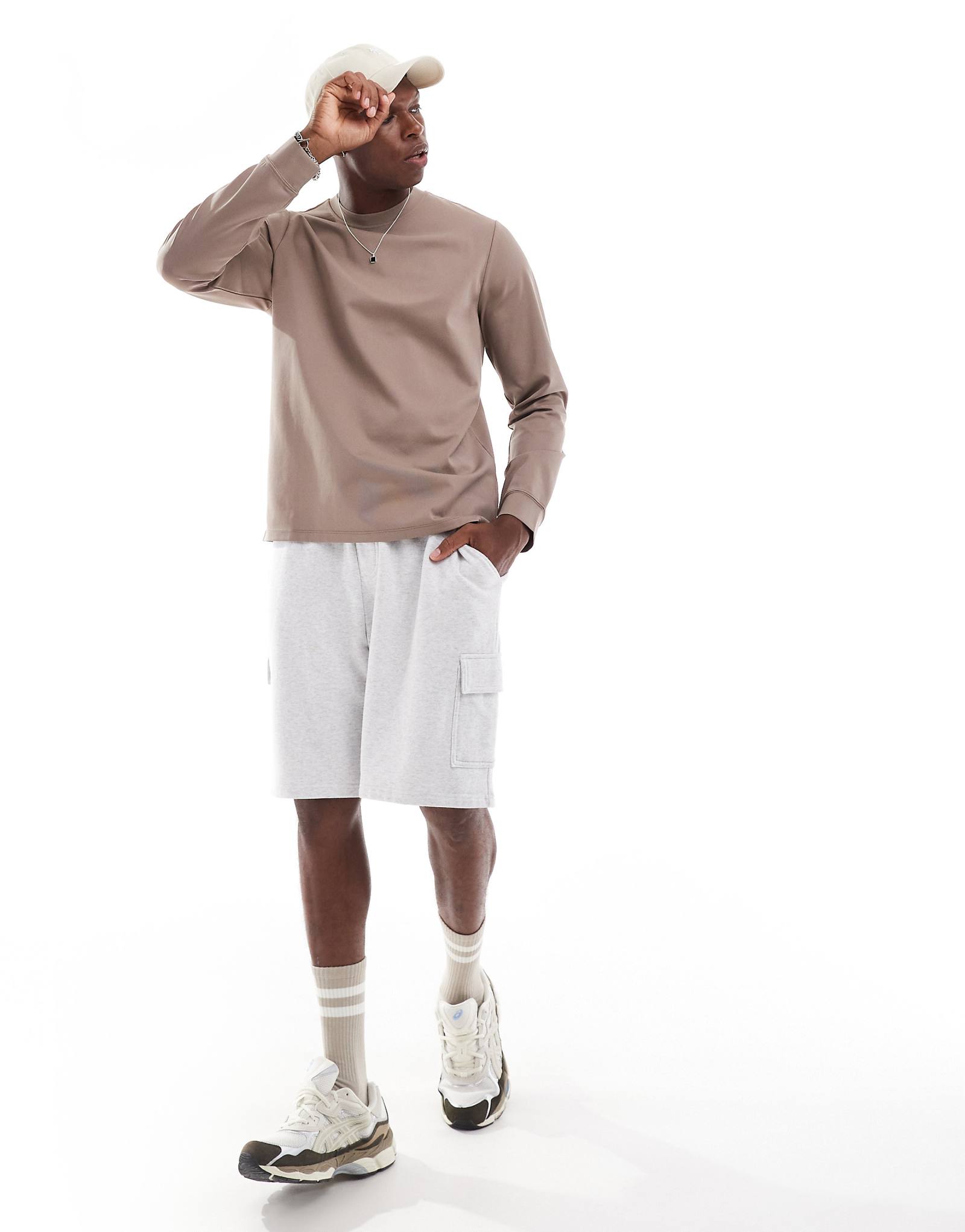 Утепленный топ ASOS 4505 для бега из вафельного трикотажа с длинным рукавом серо-коричневого цвета 6390₽