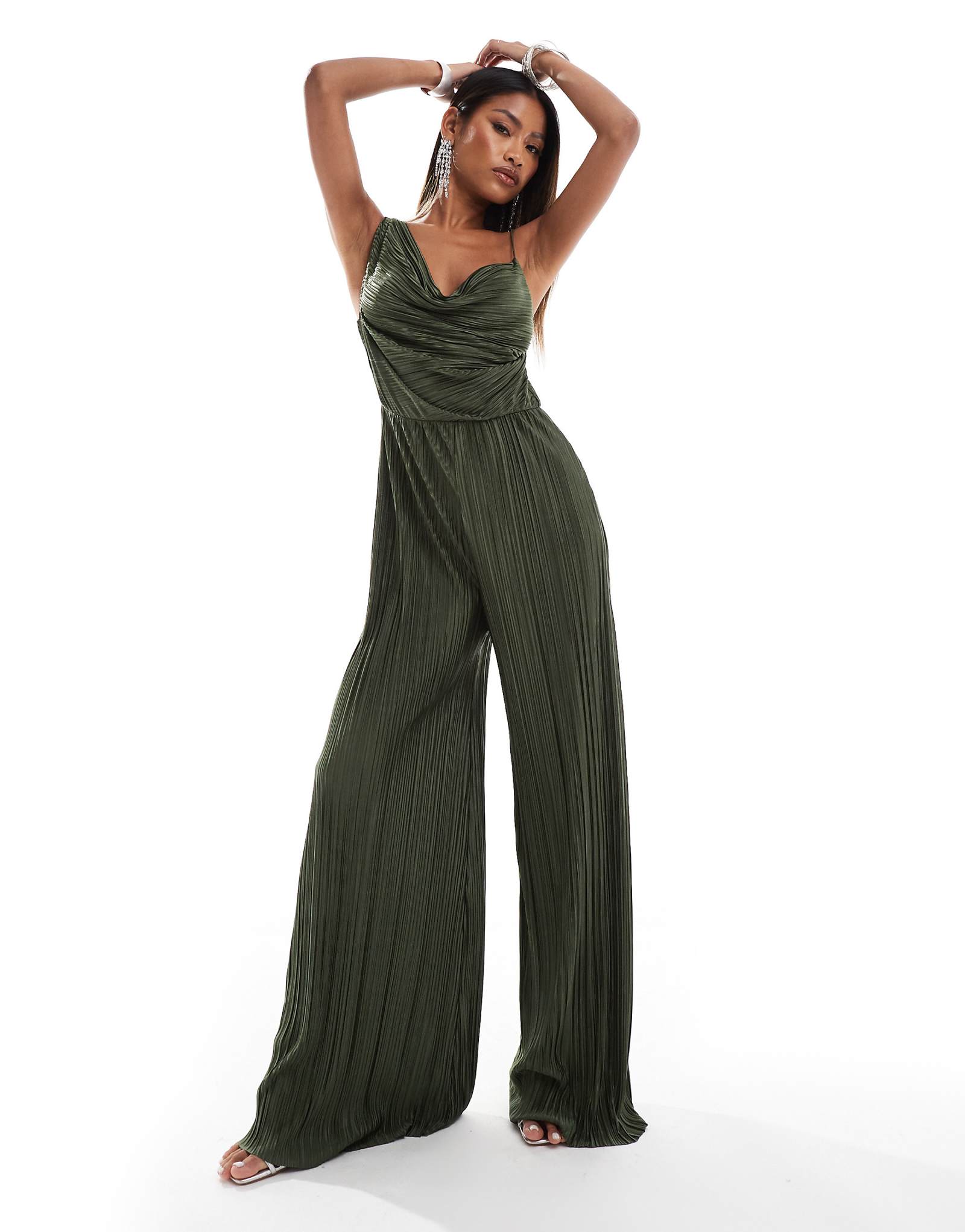 Асимметричный облегающий комбинезон ASOS DESIGN plisse с драпировкой цвета хаки 13090₽