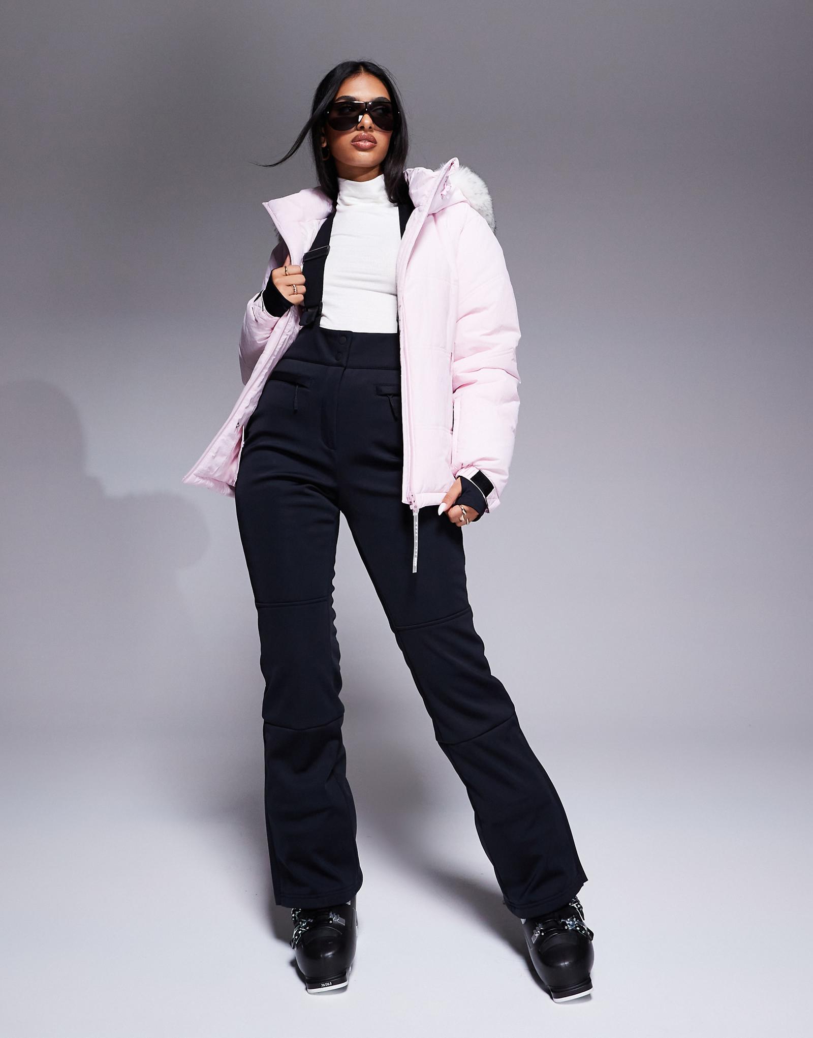 Лыжные водоотталкивающие брюки-клеш ASOS 4505 Ski soft shell черного цвета 15390₽