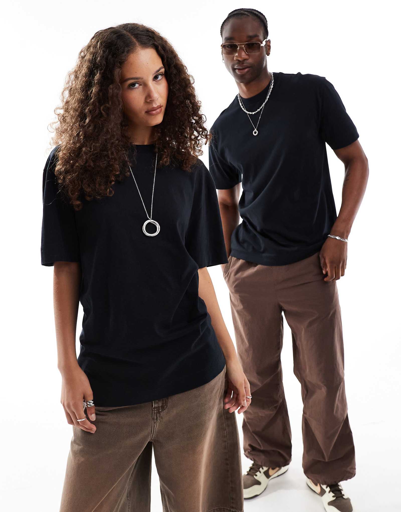 Футболка унисекс COLLUSION черного цвета 2390₽