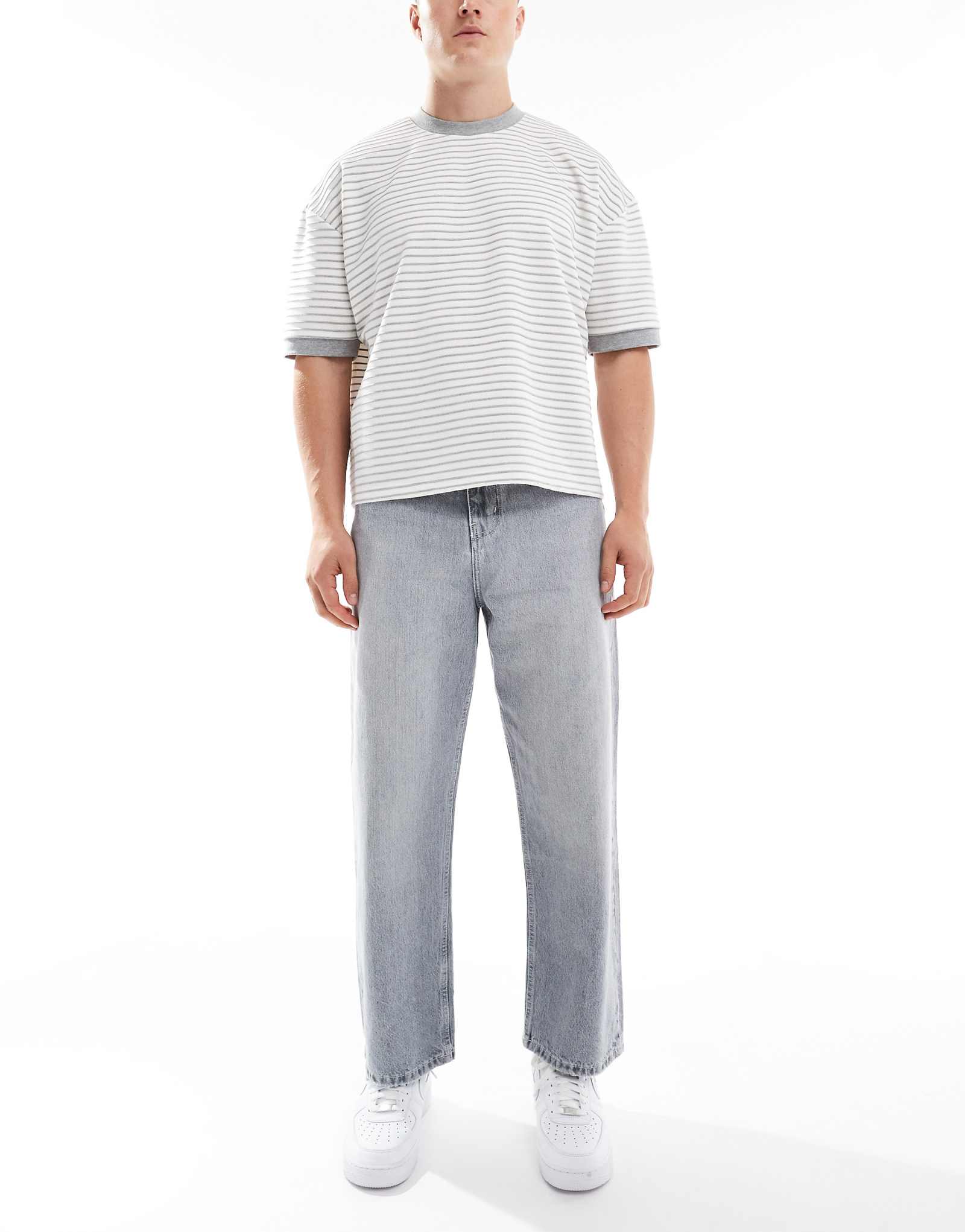 Мешковатые джинсы свободного кроя Pull-Bear серого цвета 4690₽