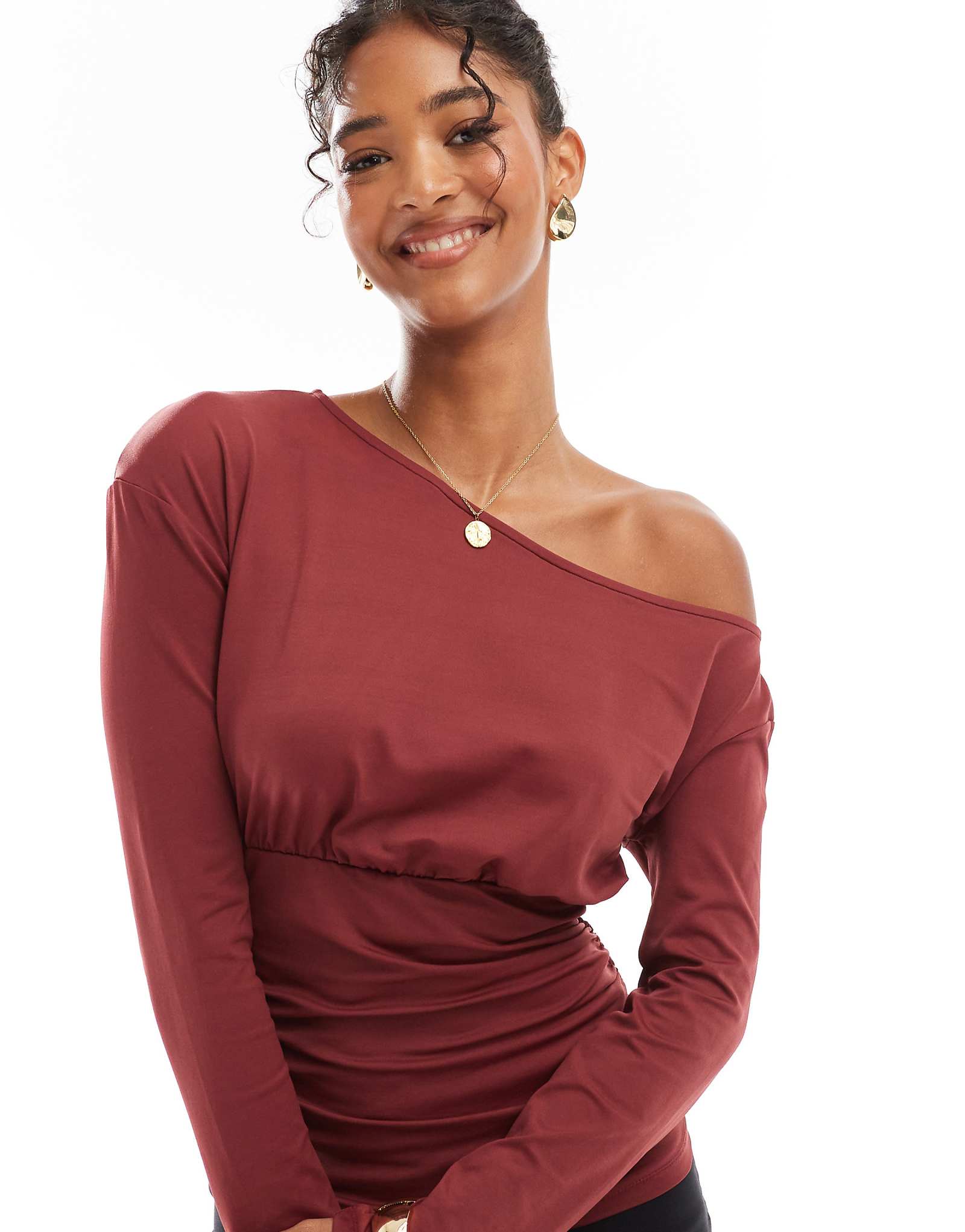 Асимметричный топ ASOS DESIGN с пышными рюшами 3590₽