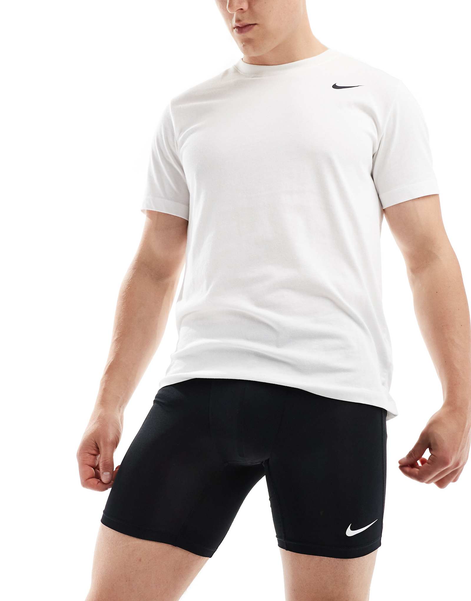 Облегающие шорты Nike Training Pro черного цвета 6090₽