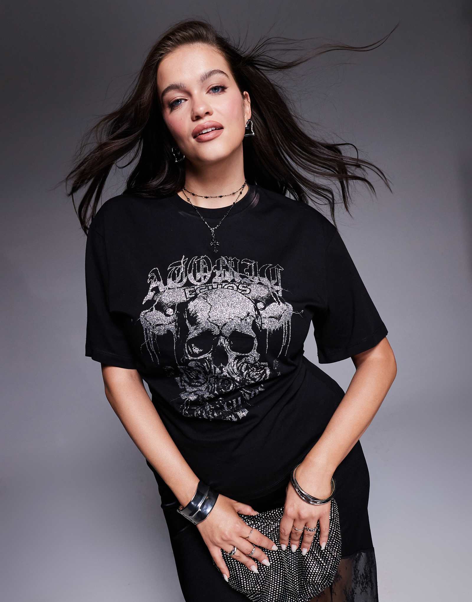 Футболка с корсетом ASOS DESIGN Halloween Curve черного цвета с черепом-фиксатором 2090₽