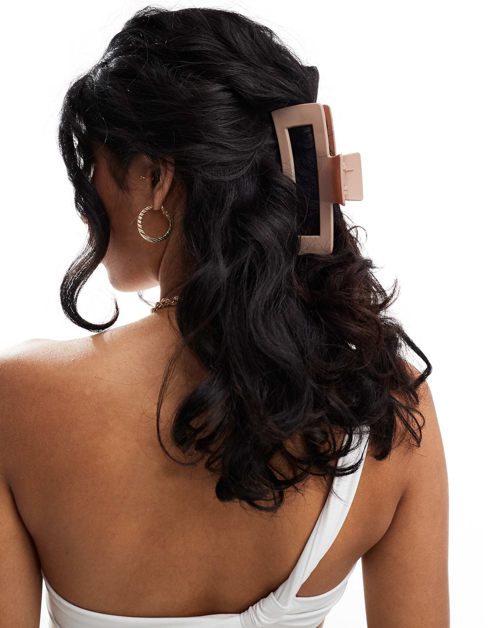 Кусочки XL прямоугольной заколки для волос нейтрального цвета 2990₽