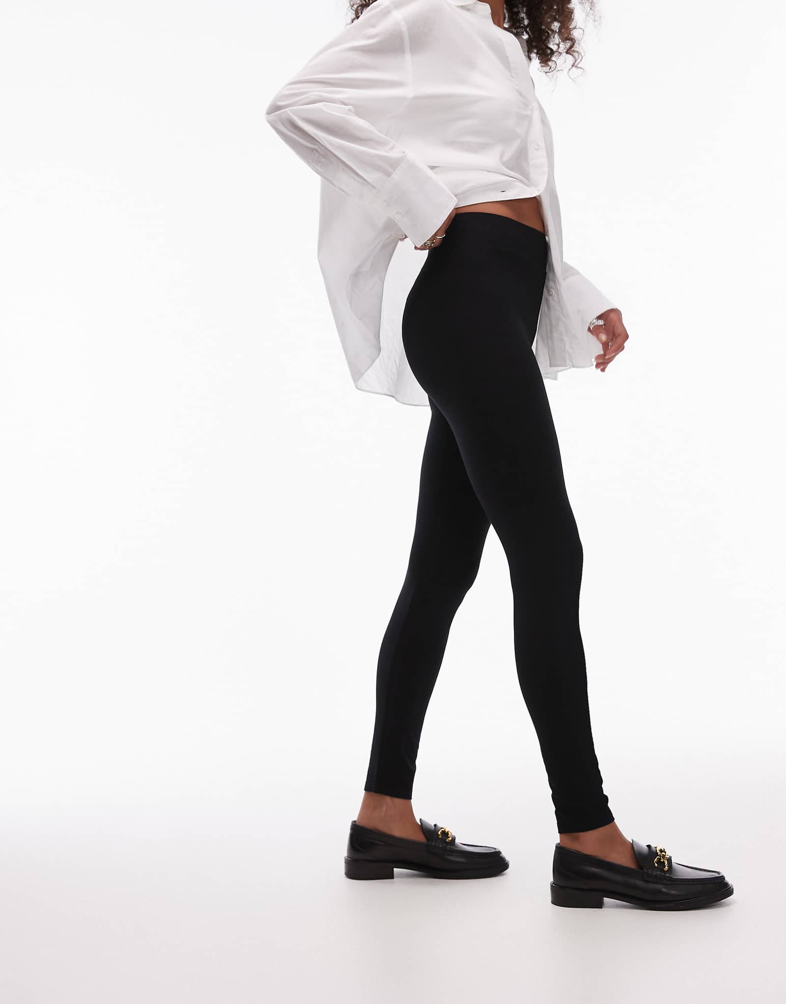 Черные леггинсы с высокой талией от Topshop 6090₽