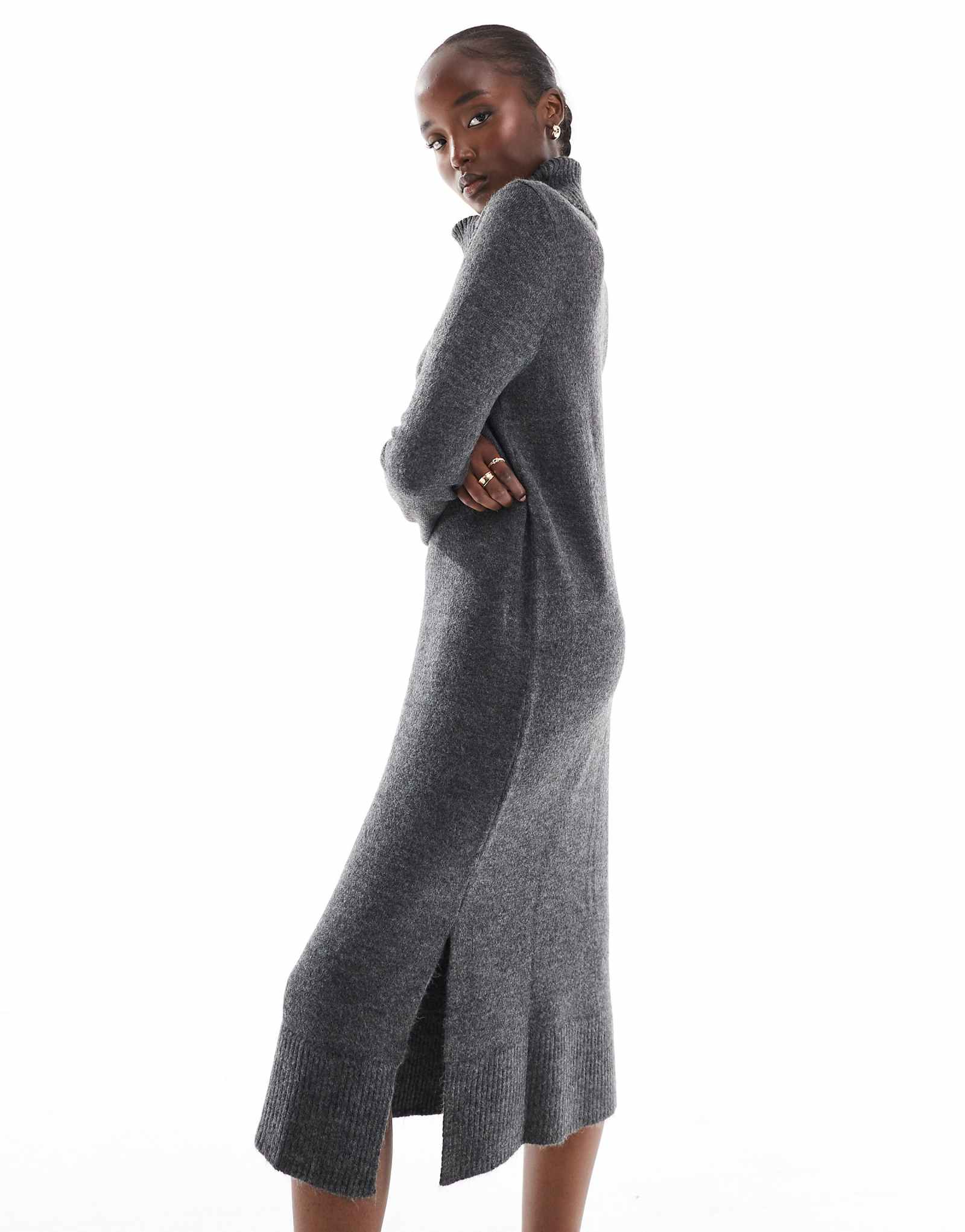 Длинное платье-свитер миди с круглым вырезом ONLY темно-серого меланжевого цвета