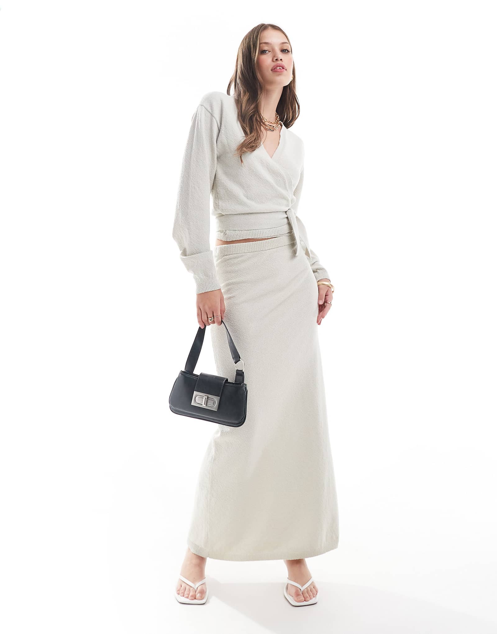 Красивая пышная вязаная юбка макси из букле под камень - часть комплекта 13590₽