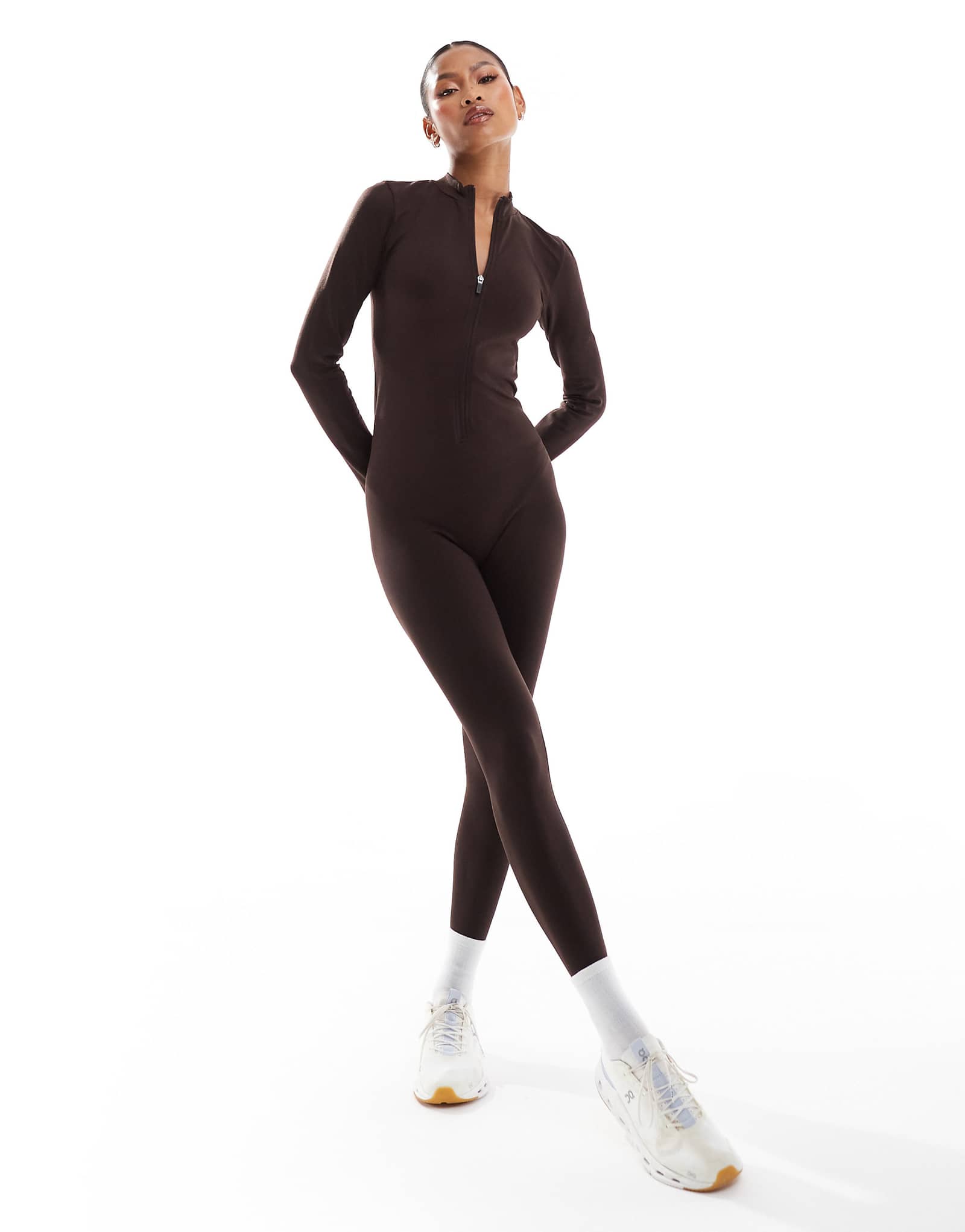 ASOS 4505 бесшовная застежка-молния спереди все-в-одном цвета горького шоколада 10790₽