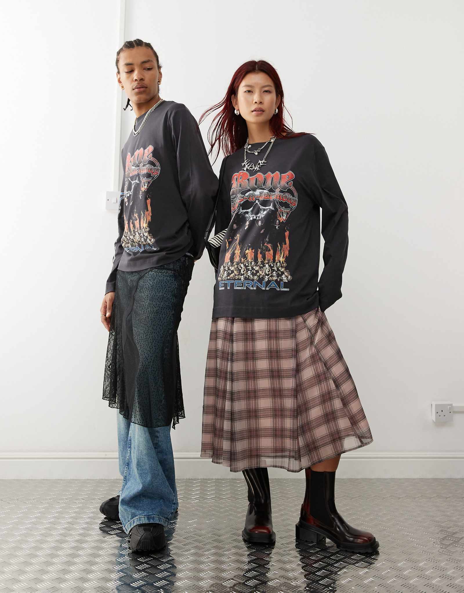 Худи COLLUSION с длинным рукавом и принтом в черном цвете 6890₽