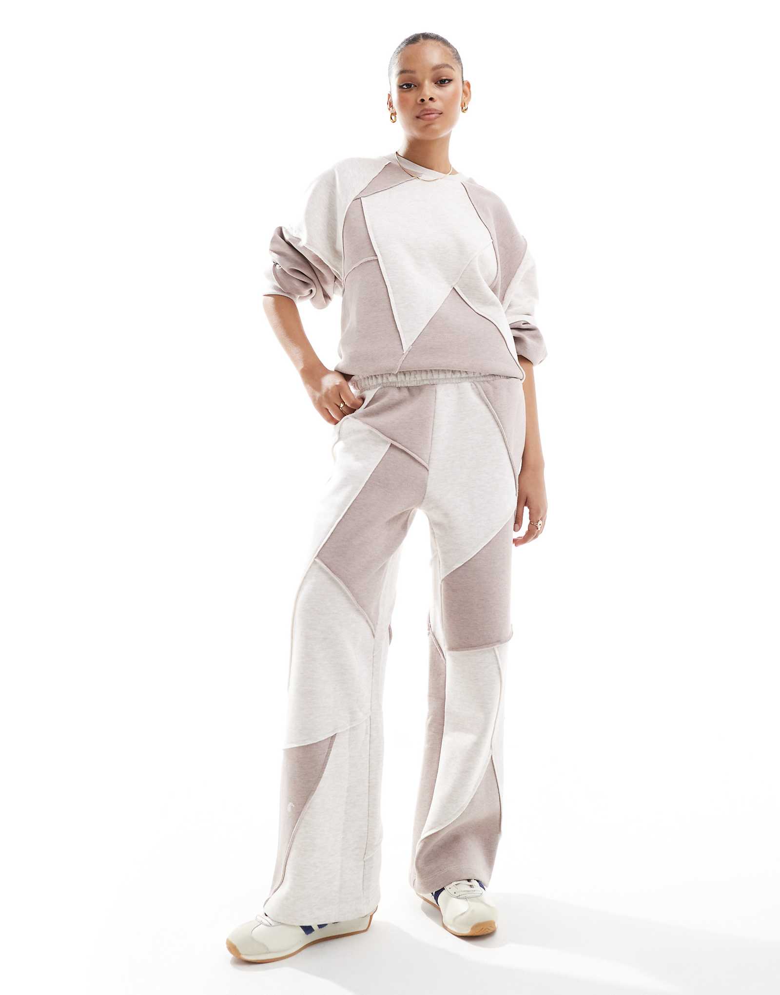 Дизайнерские спортивные брюки ASOS с прямыми штанинами в стиле пэчворк из овсяной смеси - часть комплекта 7390₽