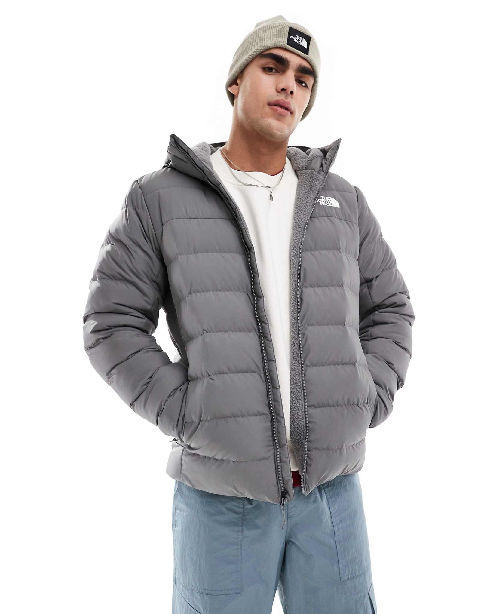 Куртка с капюшоном на подкладке The North Face Aconcagua 3 жемчужно-серого цвета 43390₽