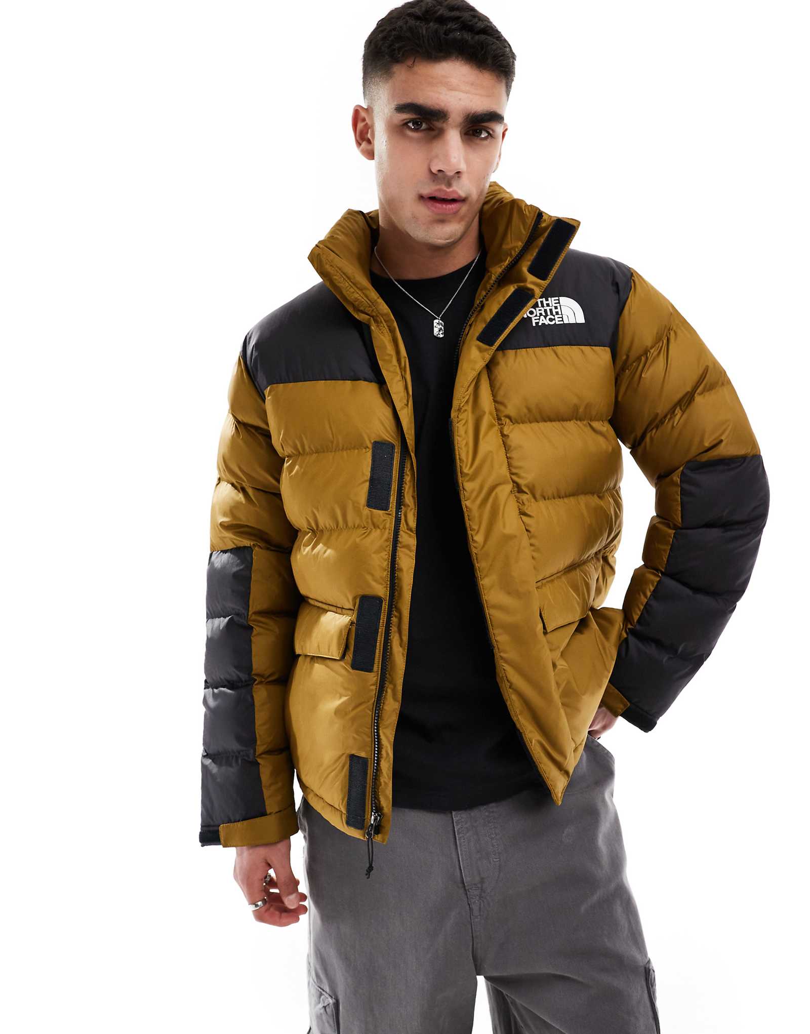 Утепленная куртка с капюшоном The North Face Limbara горчичного цвета 43390₽