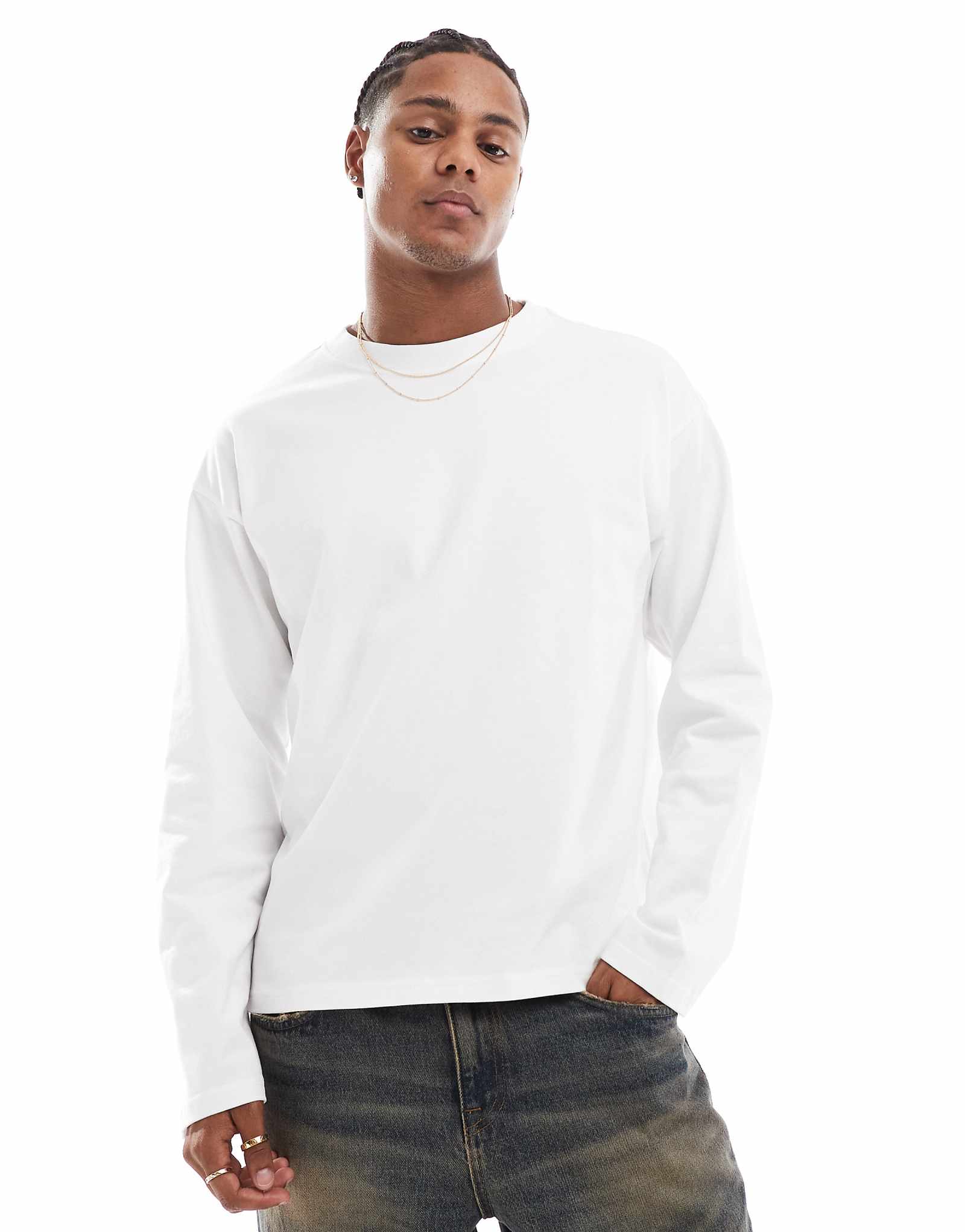 Белая футболка свободного покроя с длинным рукавом для буднего дня 9590₽