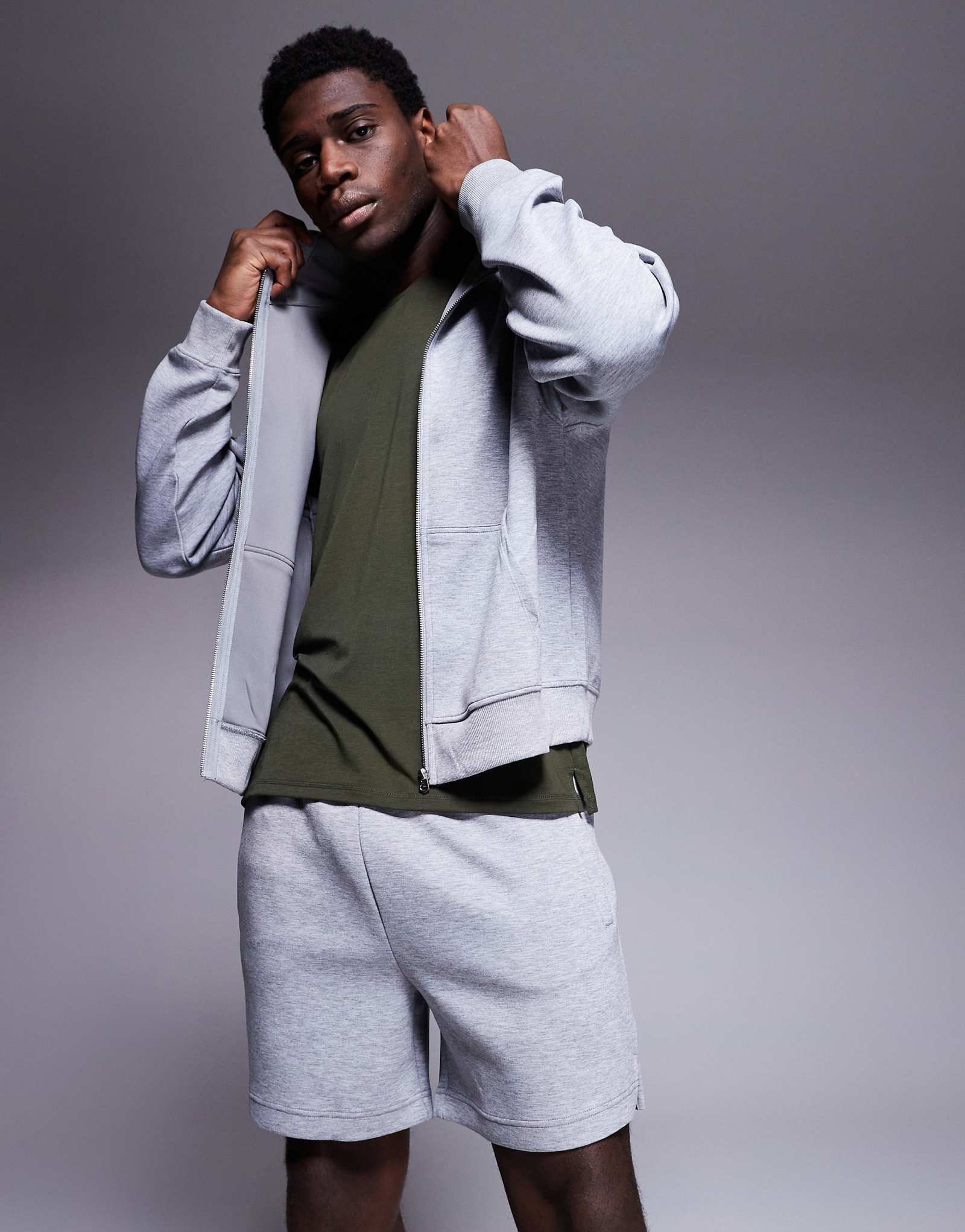 Серый вересковый свободный свитшот борга с полумолнией ASOS DESIGN 4590₽