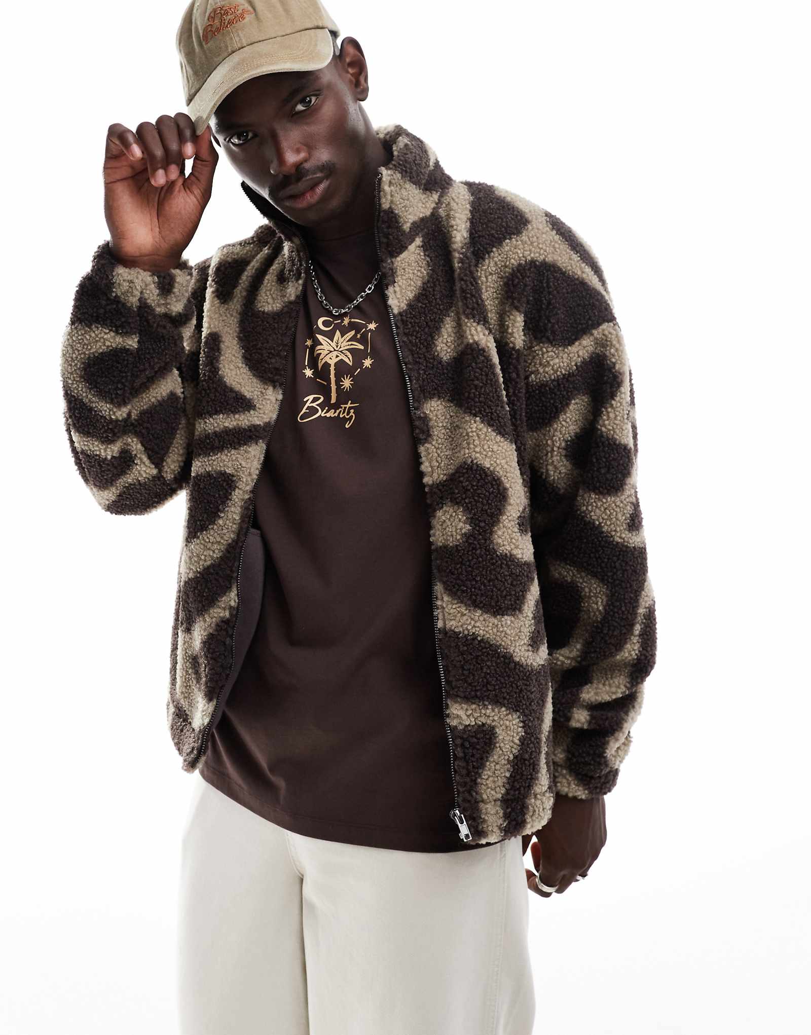 Куртка ADPT teddy на молнии с кремово-коричневым рисунком 16090₽