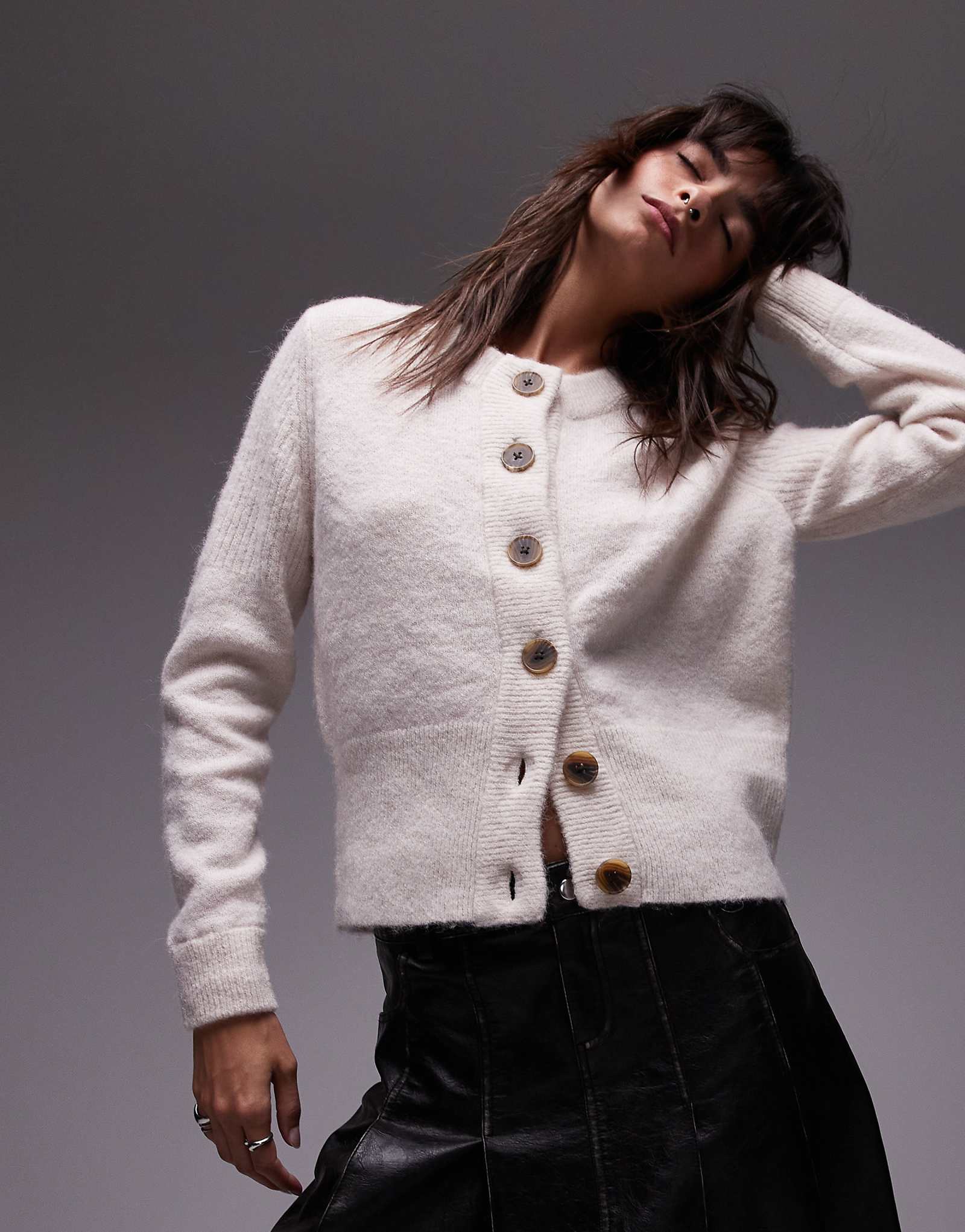 Кардиган из отборной женской шерсти мериноса и альпаки кремового цвета 22790₽