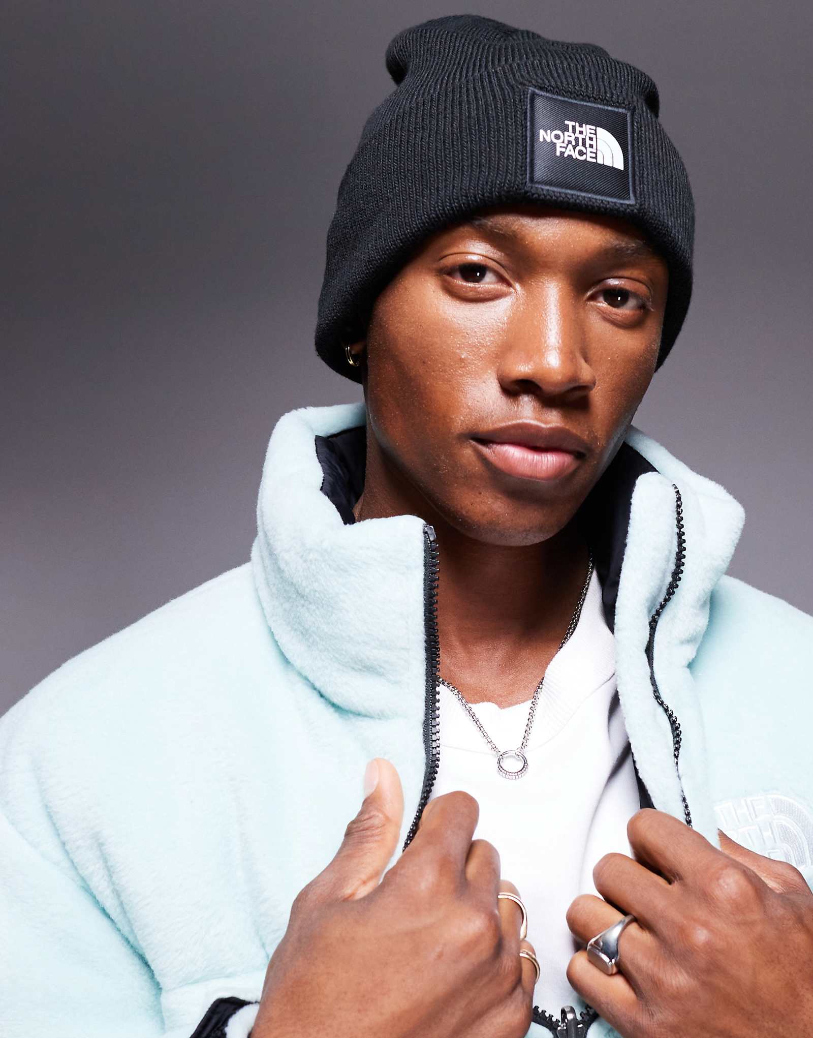 Черная шапка The North Face 6490₽