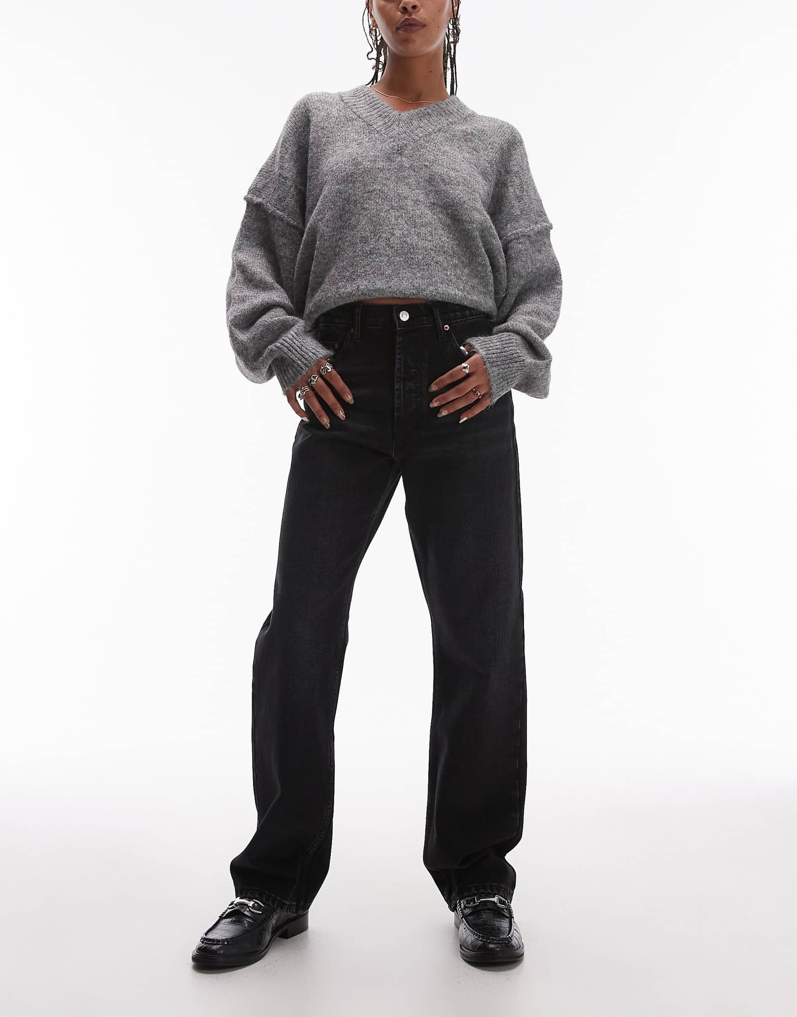 Прямые джинсы Kort от Topshop стираного черного цвета 9790₽