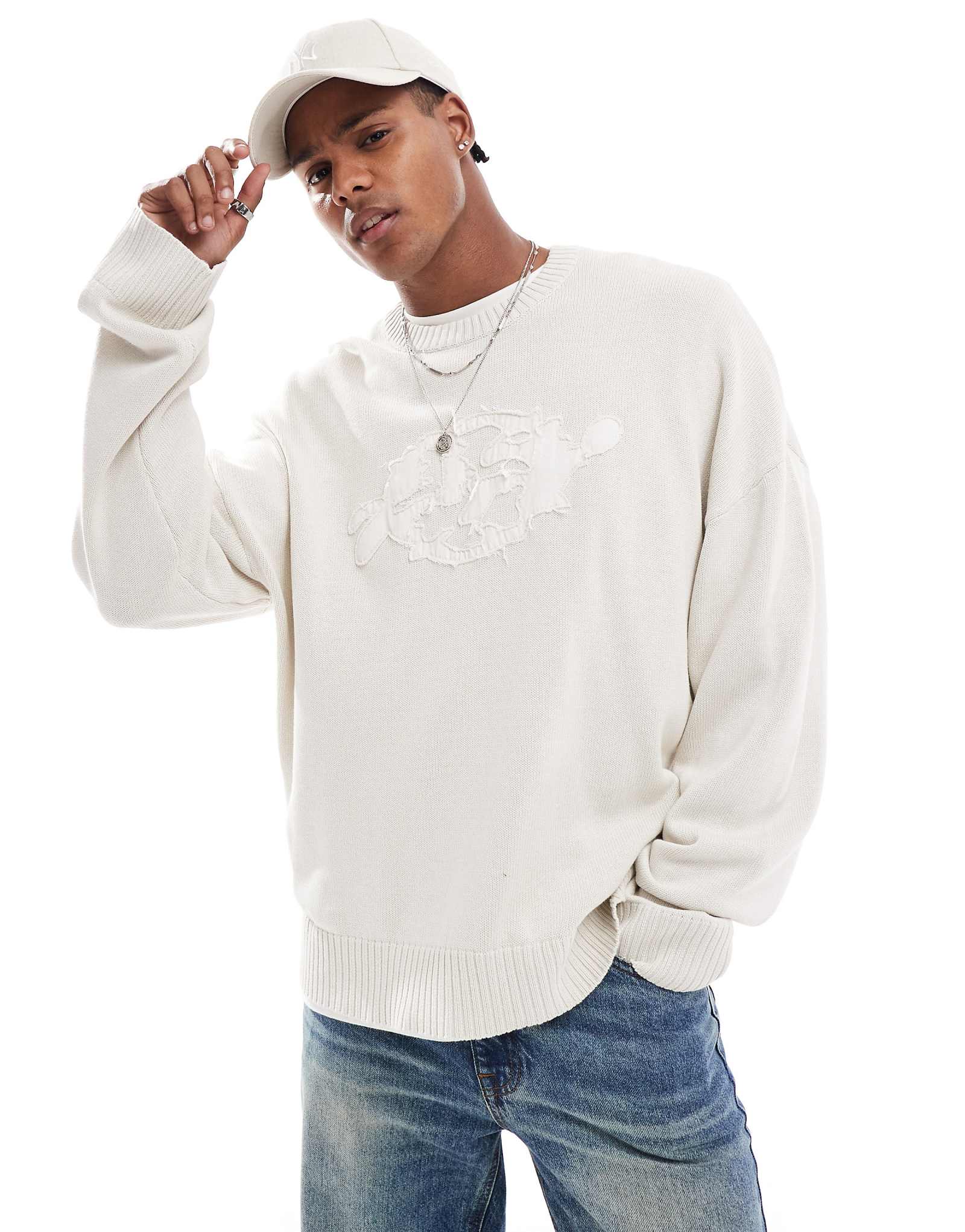 Свитер с рисунком Weekday Jose стираного серого цвета 17490₽