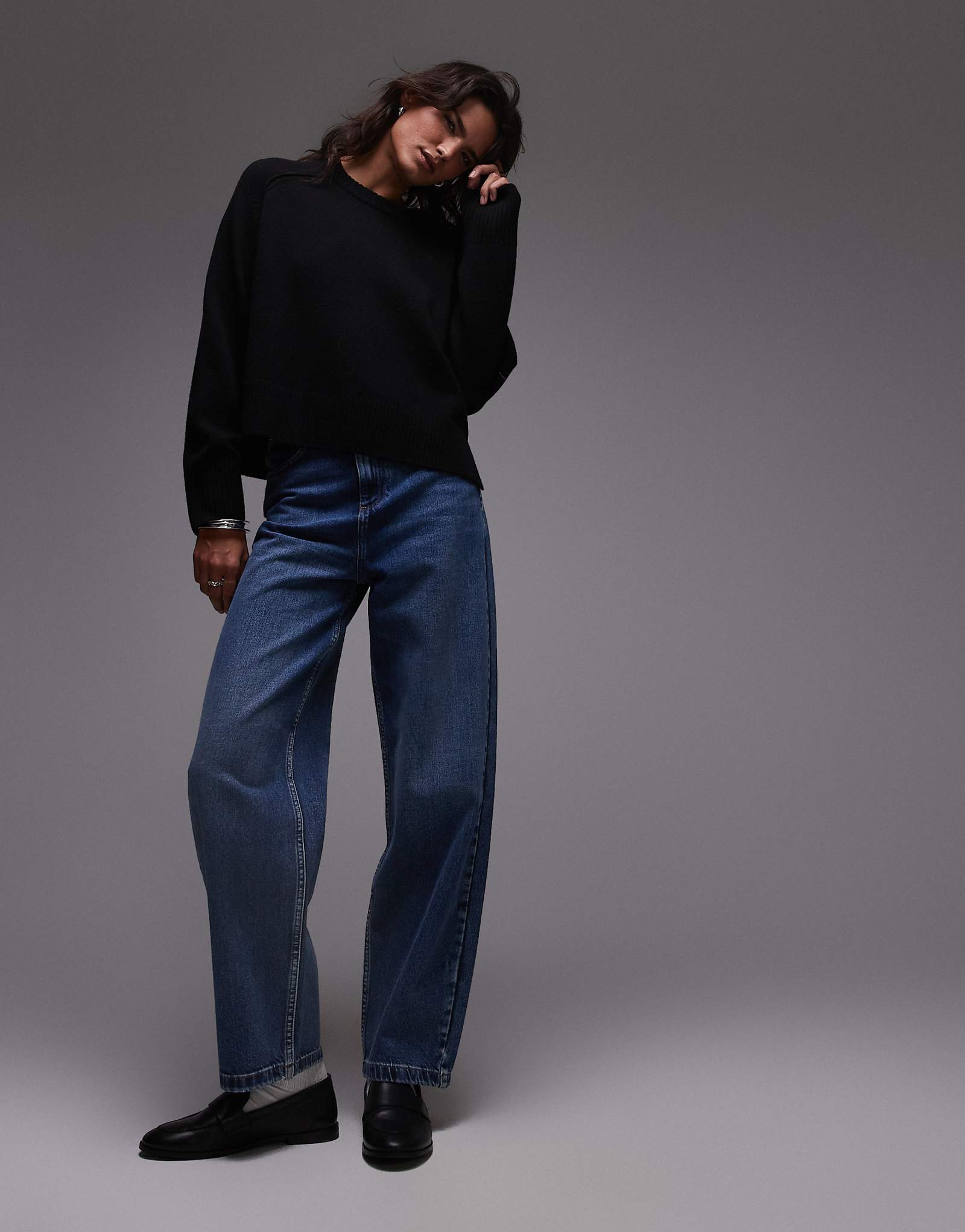 Шерстяной свитер с круглым вырезом ARKET черного цвета 19990₽