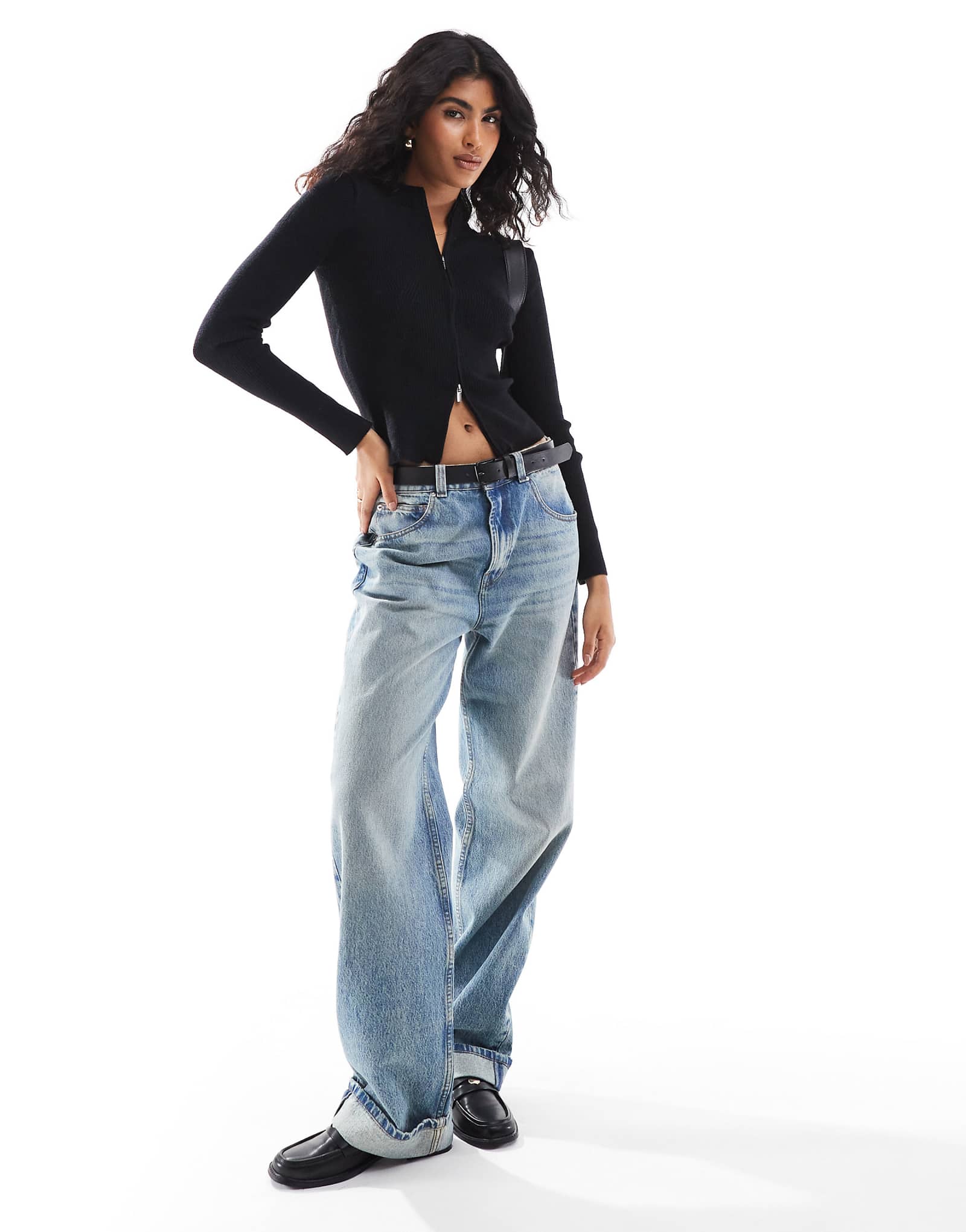 Вязаный свитер в рубчик с двойной молнией черного цвета 9990₽