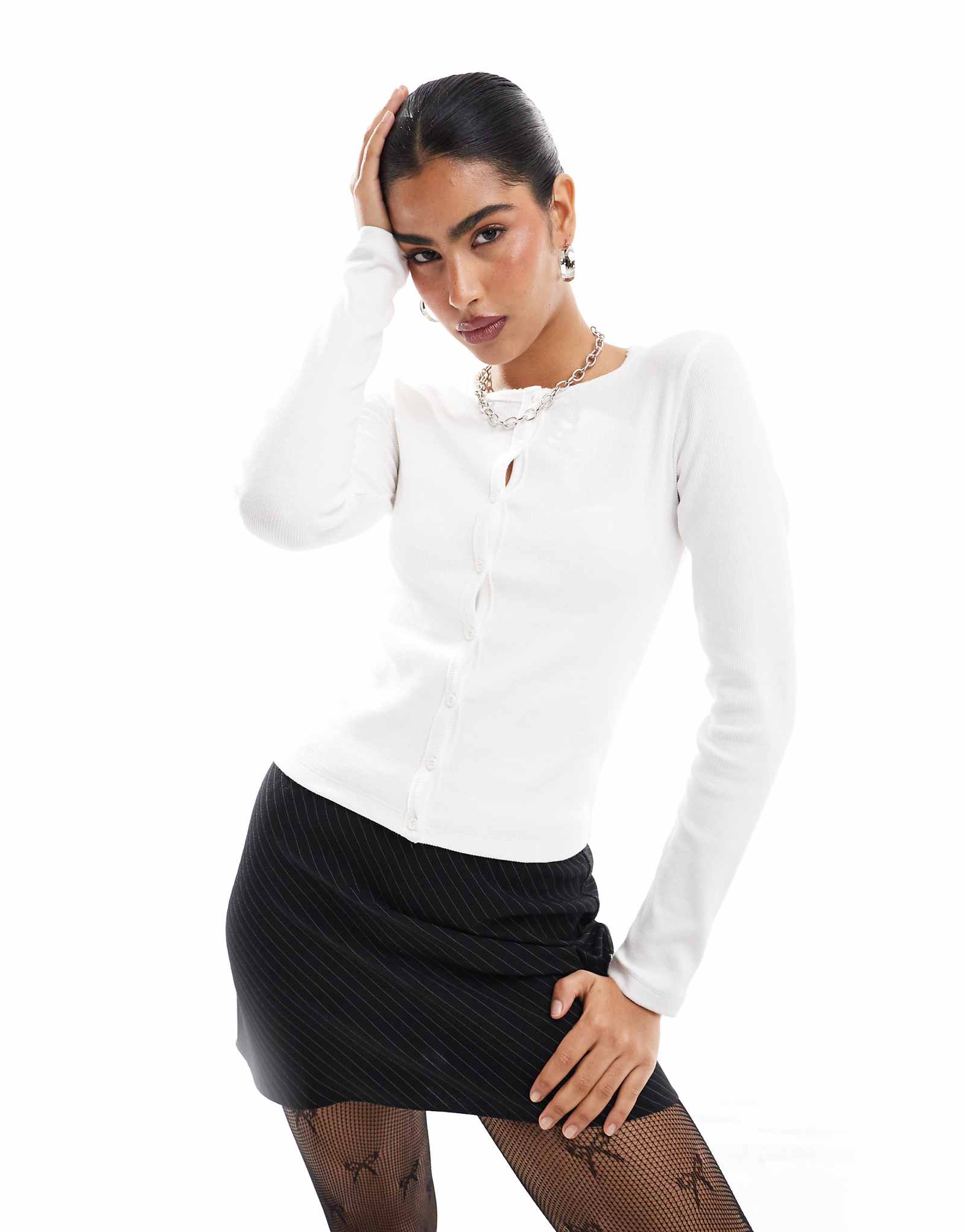 Кардиган из трикотажа в рубчик Stradivarius цвета экрю 2790₽