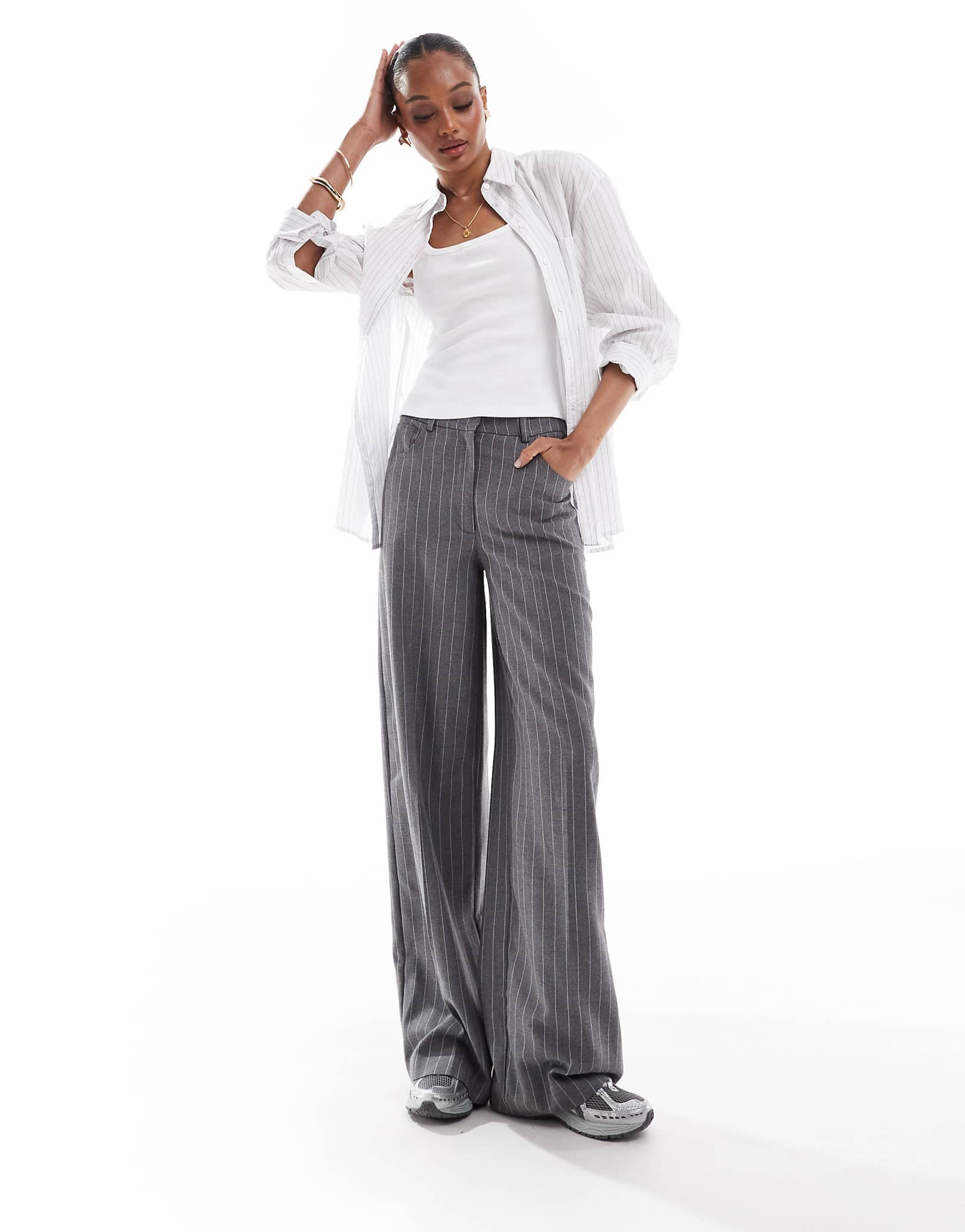 Дизайнерские высокие брюки ASOS для папы с 5 карманами в серую полоску 6190₽