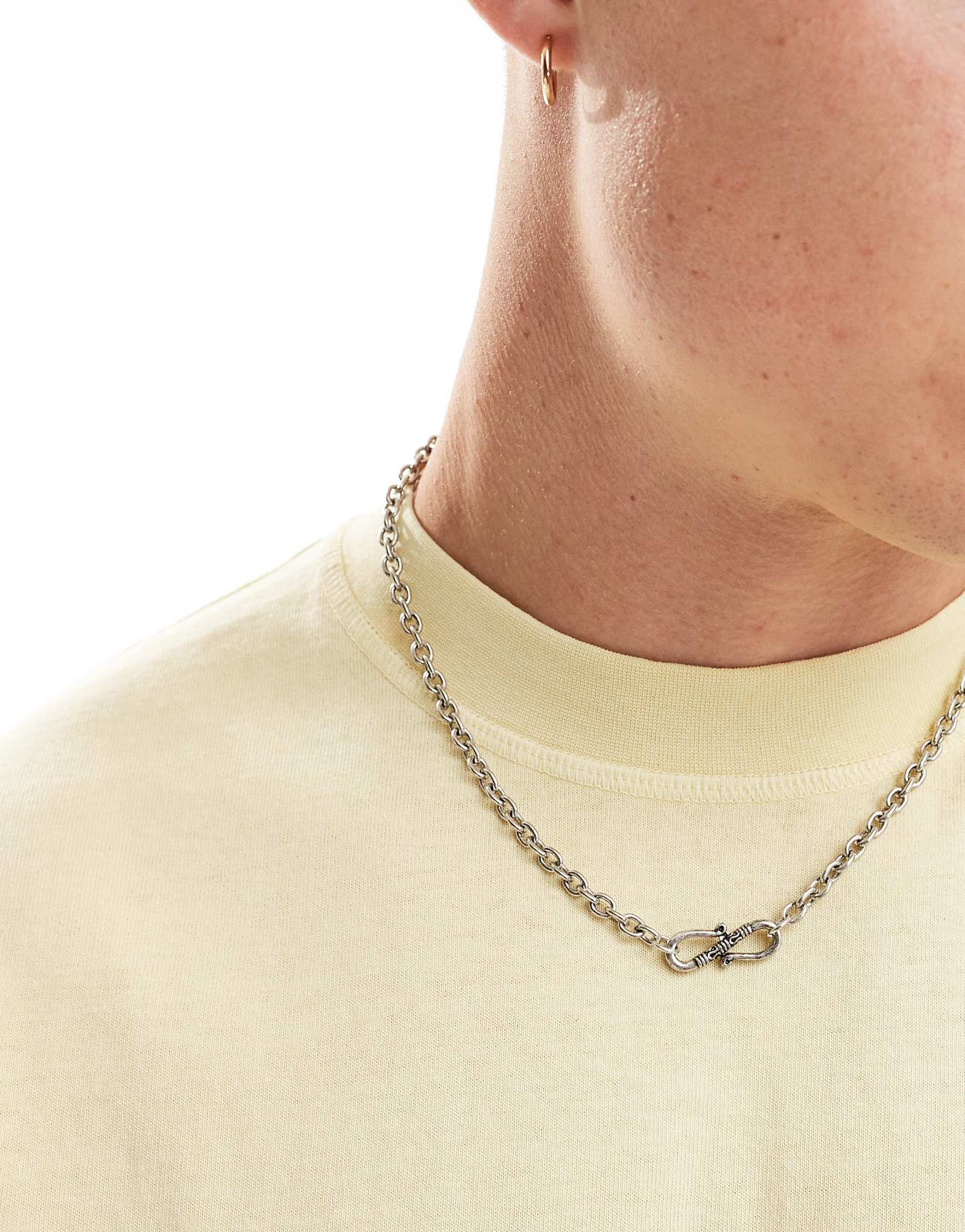 Классическое серебряное колье-подвеска из 77 звеньев 2790₽