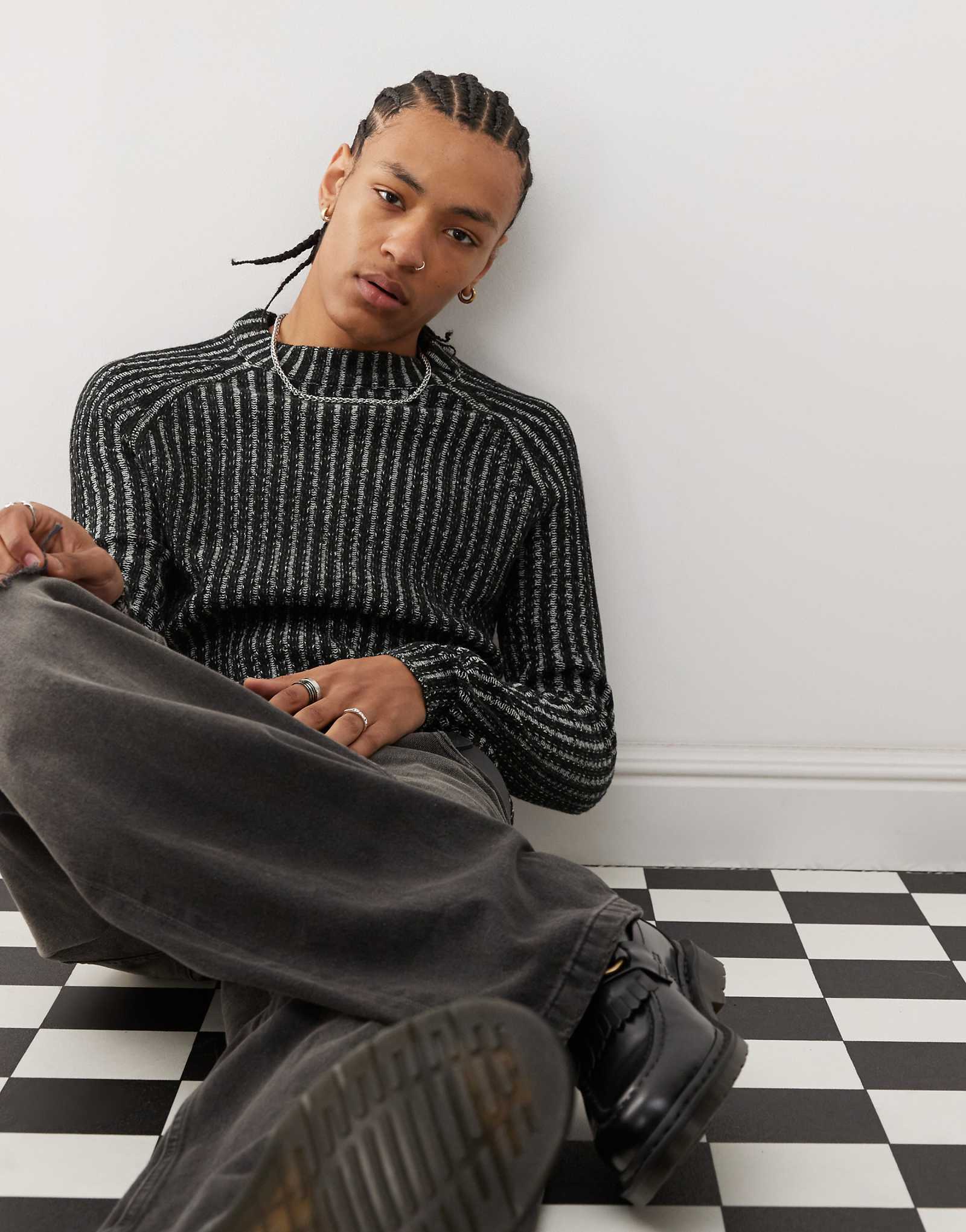 Восстановленный винтажный свитер с длинным рукавом и позолотой черного цвета