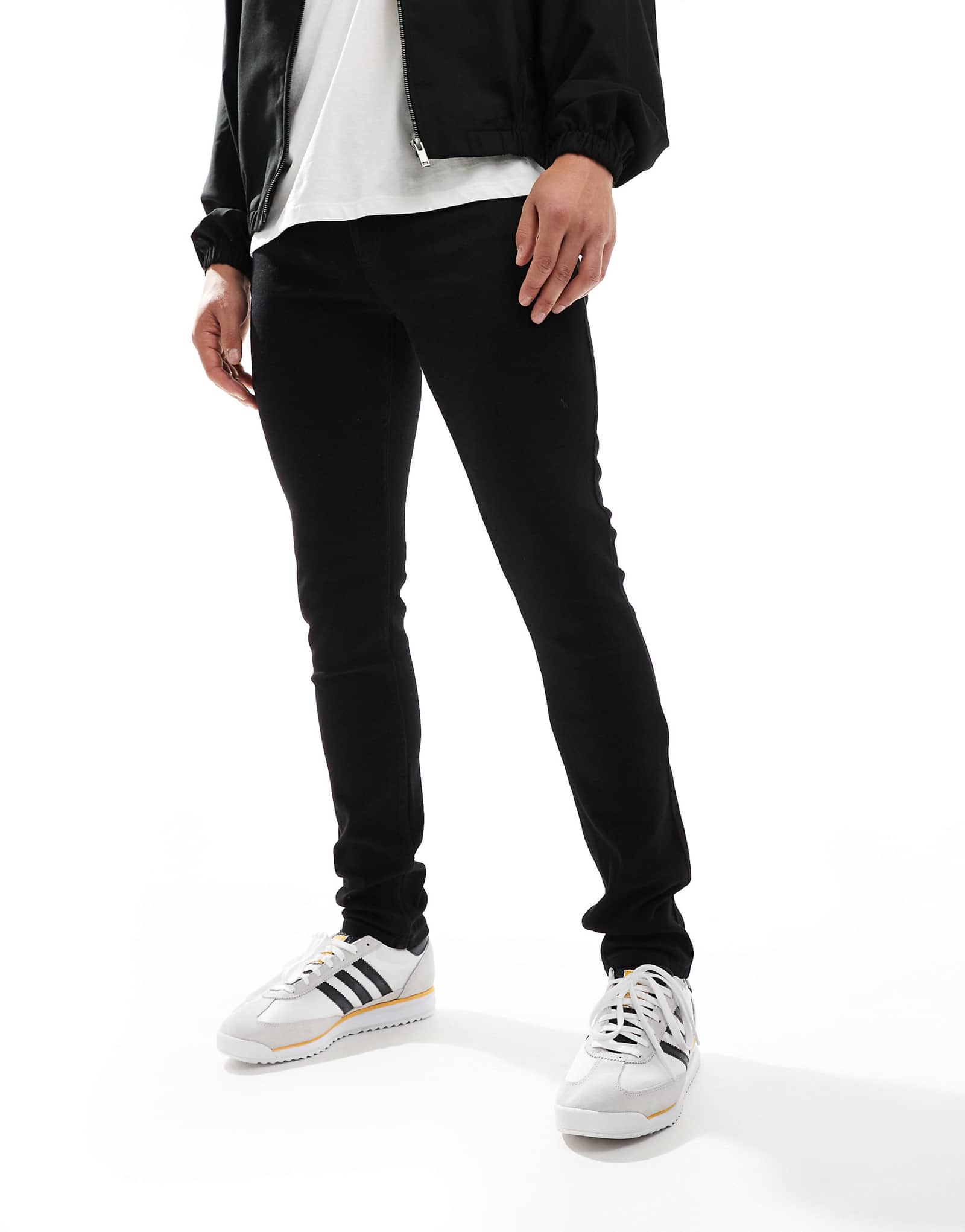 Зауженные джинсы Farah Drake черного цвета 19590₽