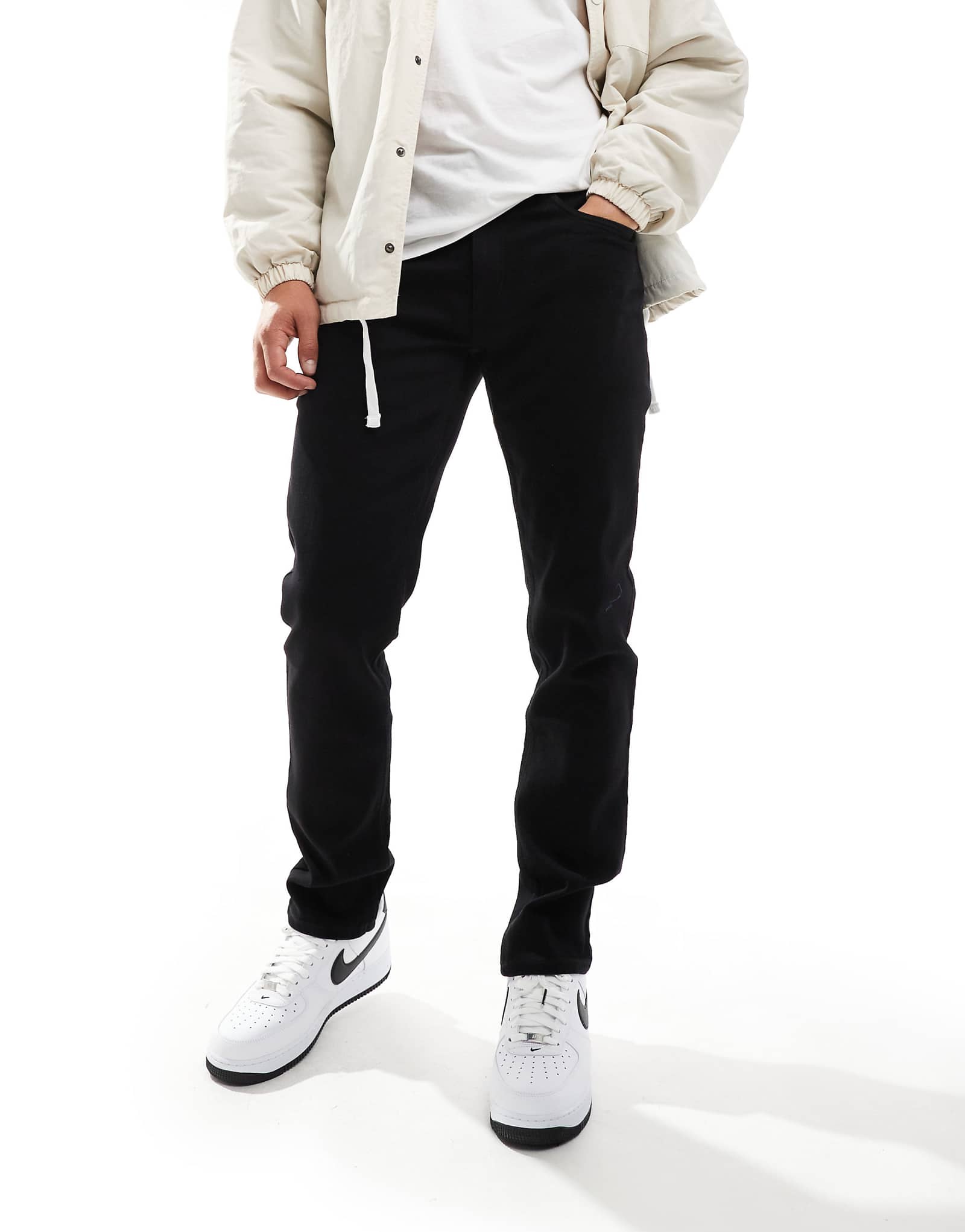 Зауженные джинсы Farah Elm черного цвета 19590₽