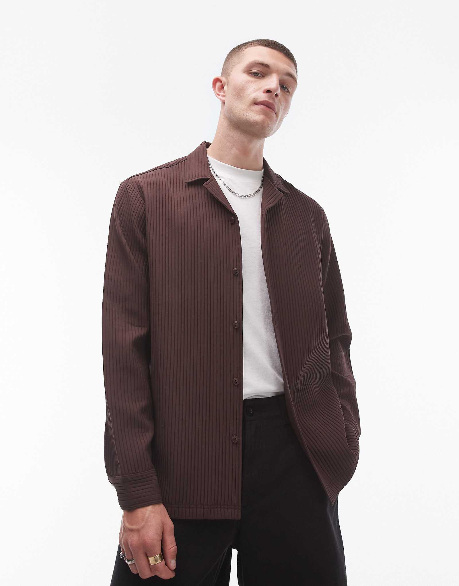 Рубашка Topman с длинным рукавом regular fit revere plisse сливового цвета 3690₽