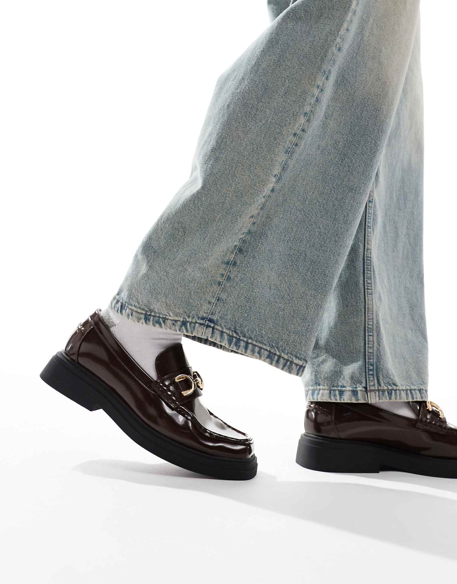 Дизайнерские лоферы ASOS коричневого цвета с квадратным носком и шнурком 8690₽