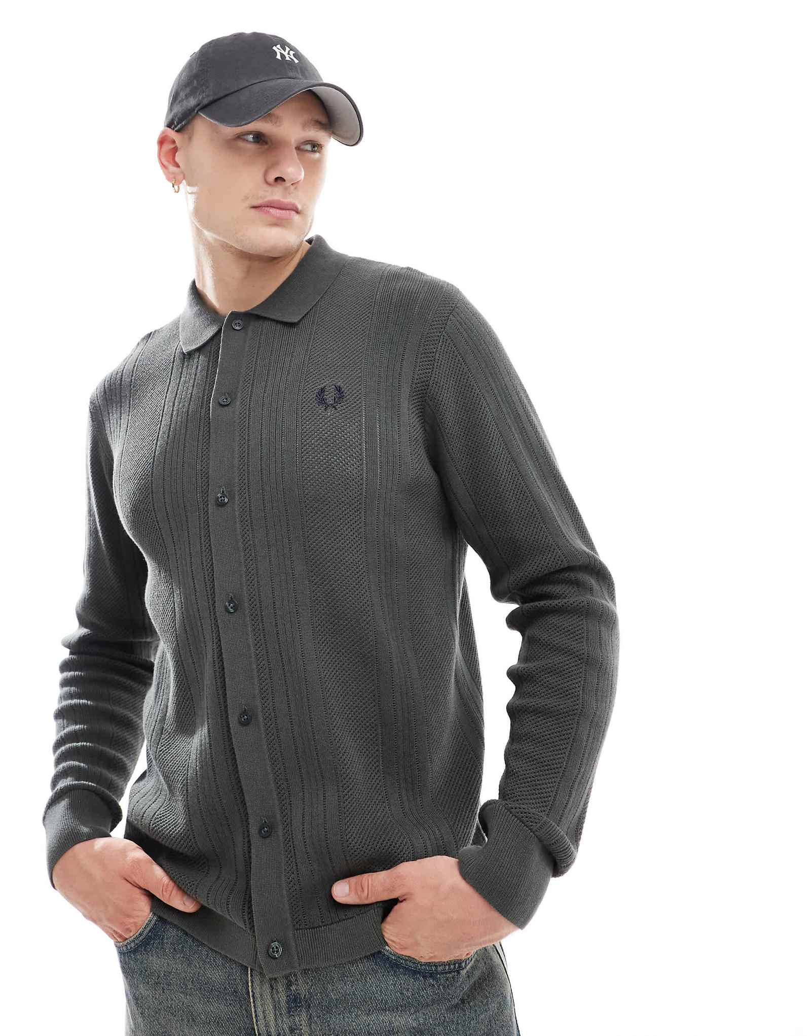 Вязаная рубашка с длинными рукавами и вставками Fred Perry pointelle темно-зеленого цвета 26890₽