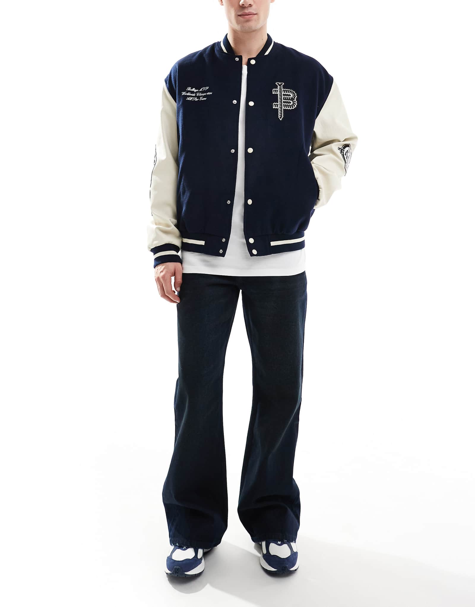 ДИЗАЙНЕРСКИЕ широкие джинсы-клеш ASOS со складками темно-синего и черного цвета 5690₽