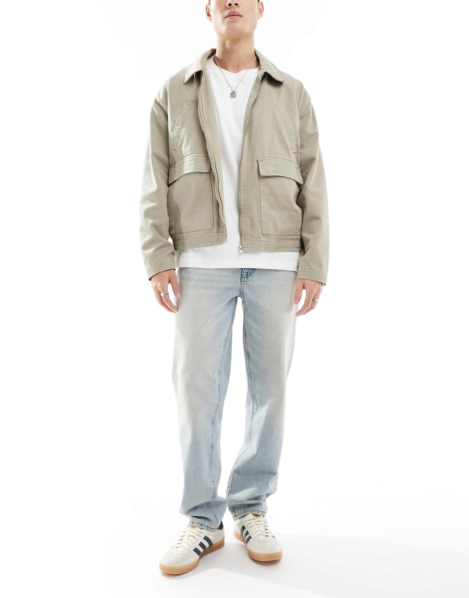 Джинсы прямого кроя от ASOS DESIGN светло-синего цвета 6590₽