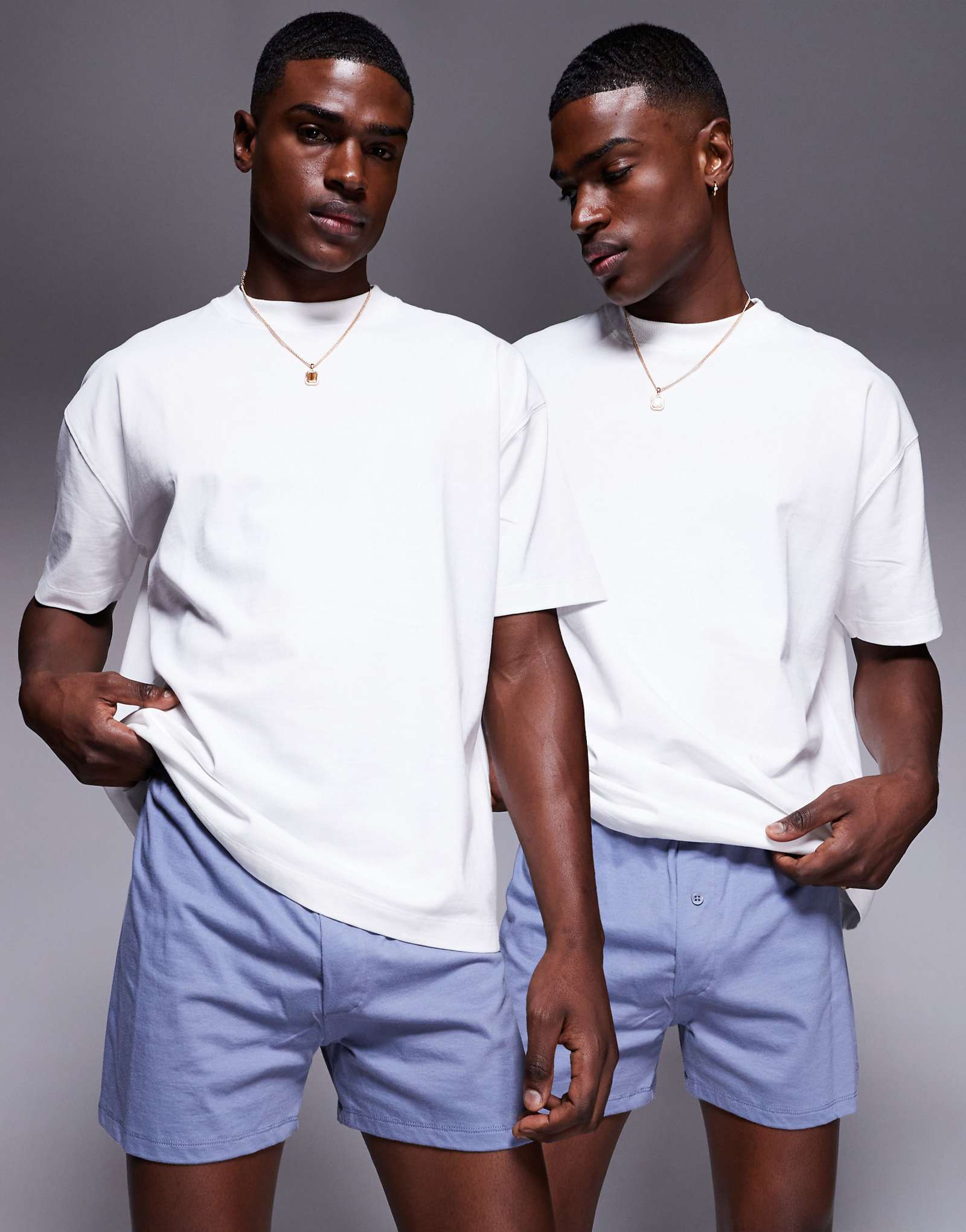 ДИЗАЙНЕРСКИЕ трикотажные боксеры ASOS DESIGN из 2-х упаковок с тканевой нашивкой цвета древесного угля 4090₽