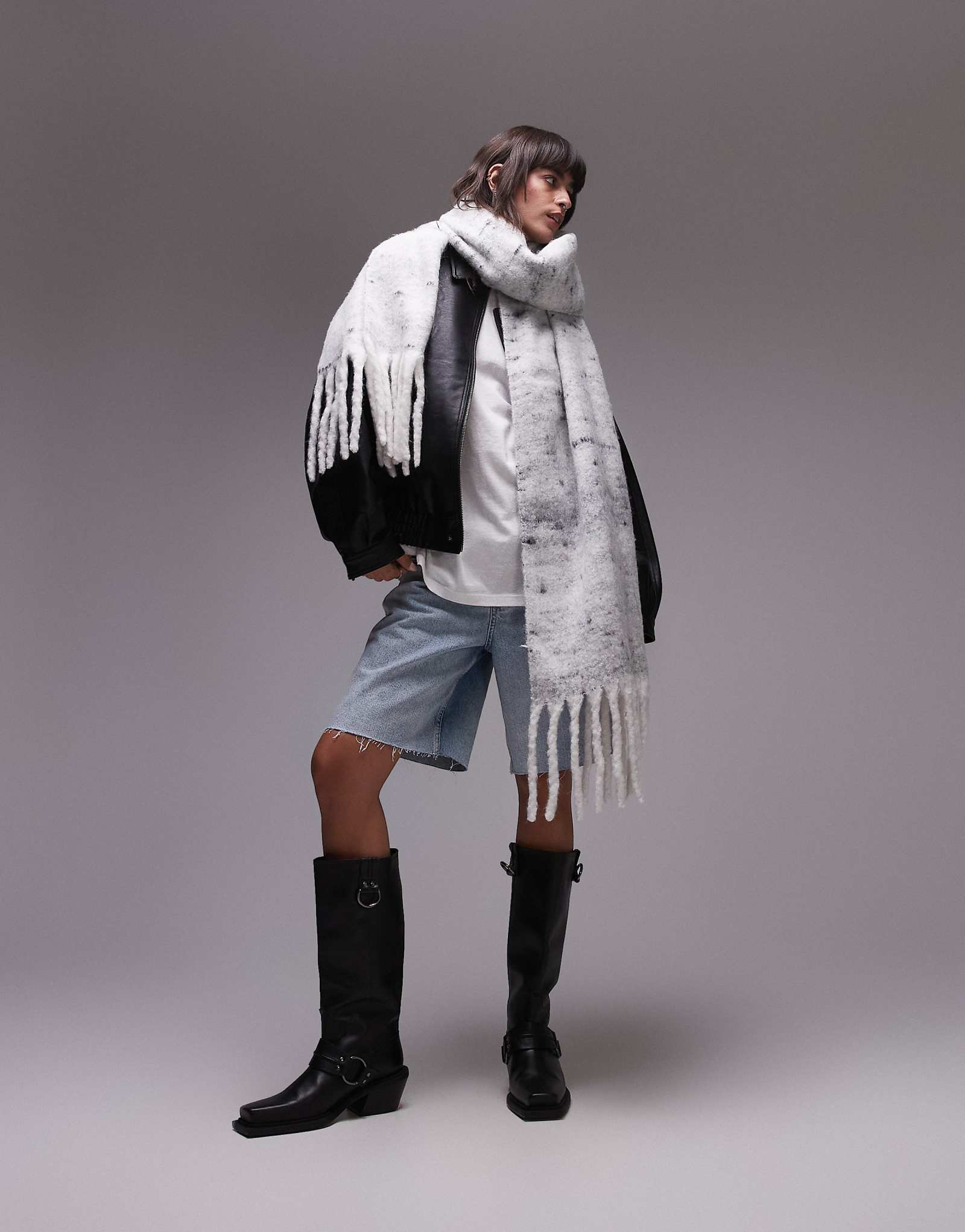 Шарф-одеяло Topshop Sydney в серую крапинку 6890₽