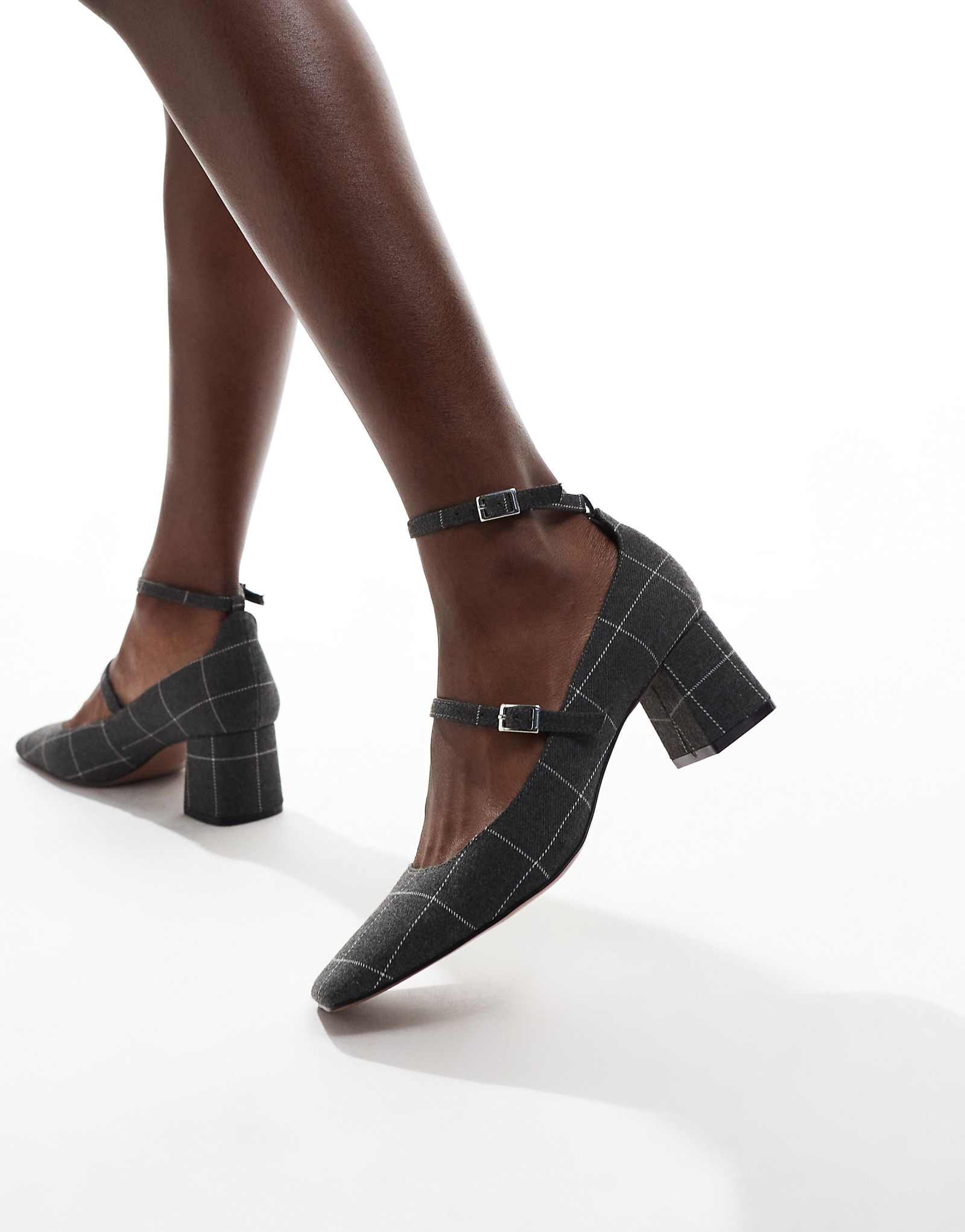 Дизайнерские туфли Sheldon mary jane на среднем каблуке в серую клетку от ASOS DESIGN 3790₽