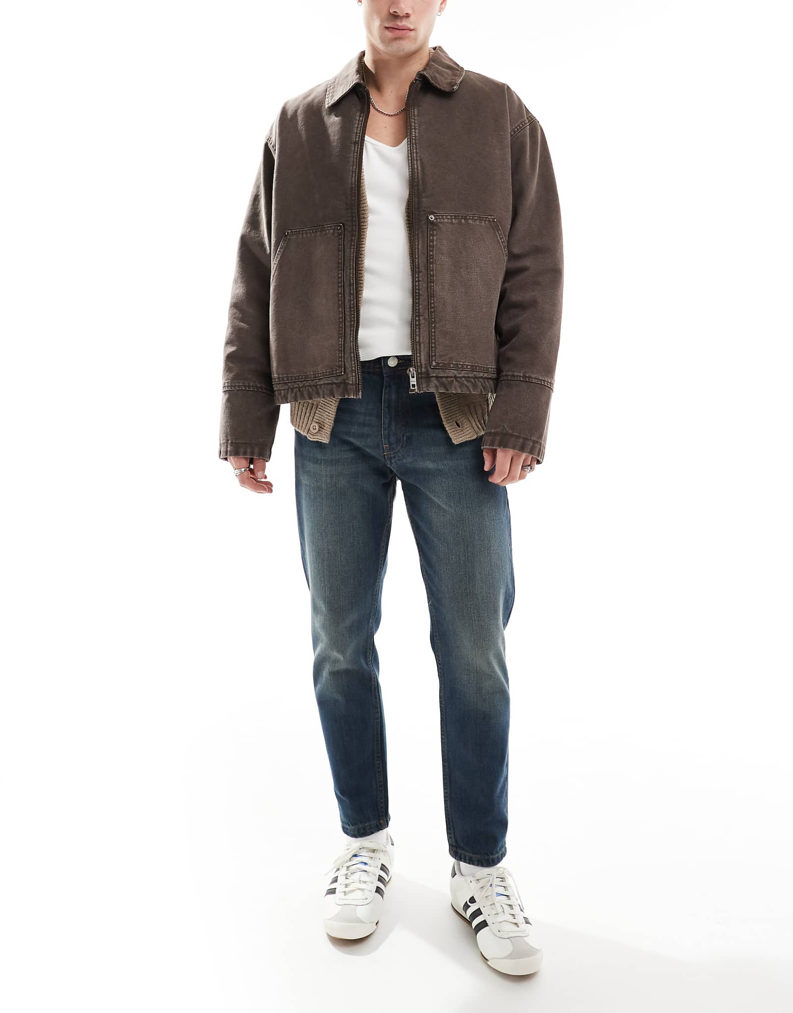 Жесткие укороченные джинсы зауженного кроя DTT темно-синего винтажного оттенка