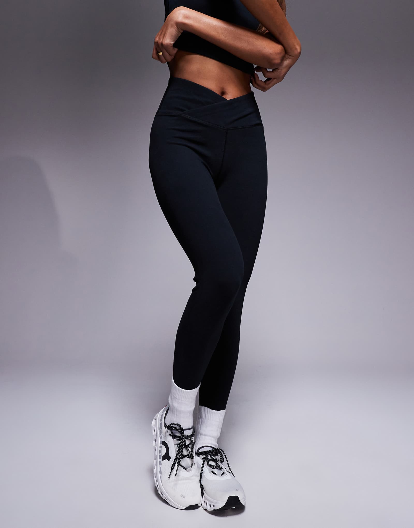 Черные леггинсы для йоги ASOS 4505 soft touch с запахом на талии 6090₽