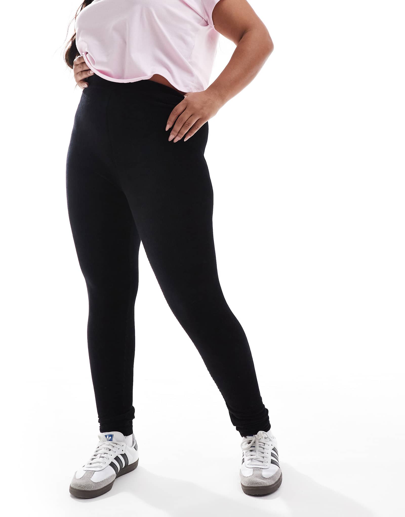 Твои вельветовые леггинсы черного цвета 5190₽