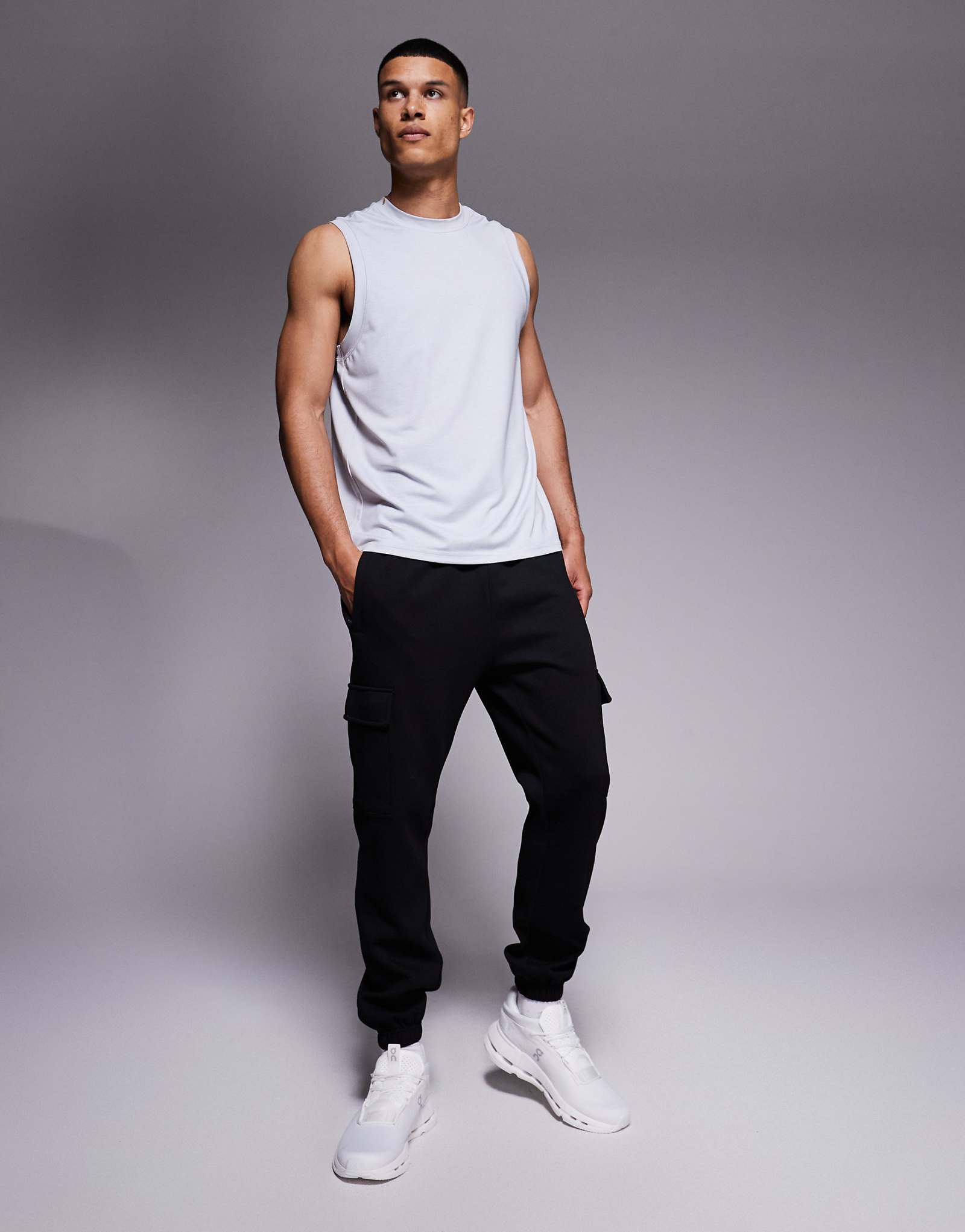 Спортивные брюки-карго ASOS 4505 Icon training quick dry performance черного цвета 8790₽